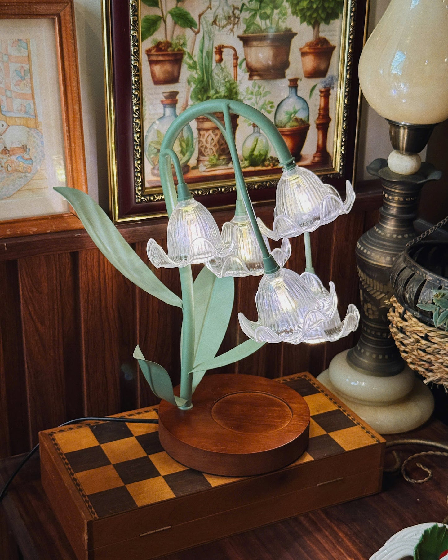 Vintage Lily Lamp (Transparent Lampshade)