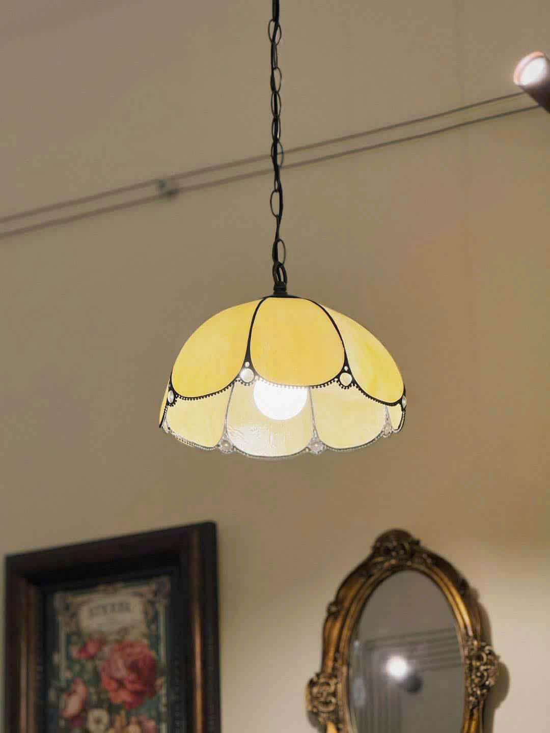 Creamy Stained Glass Pendant Light