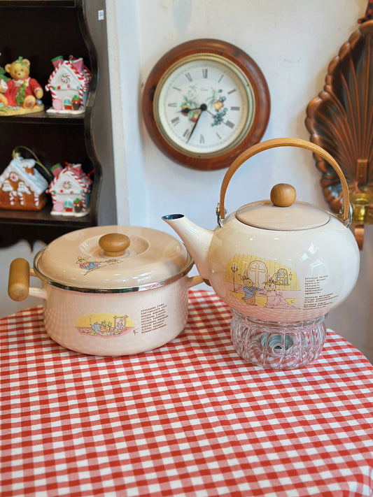 Rabbit pot and kettle set ✨