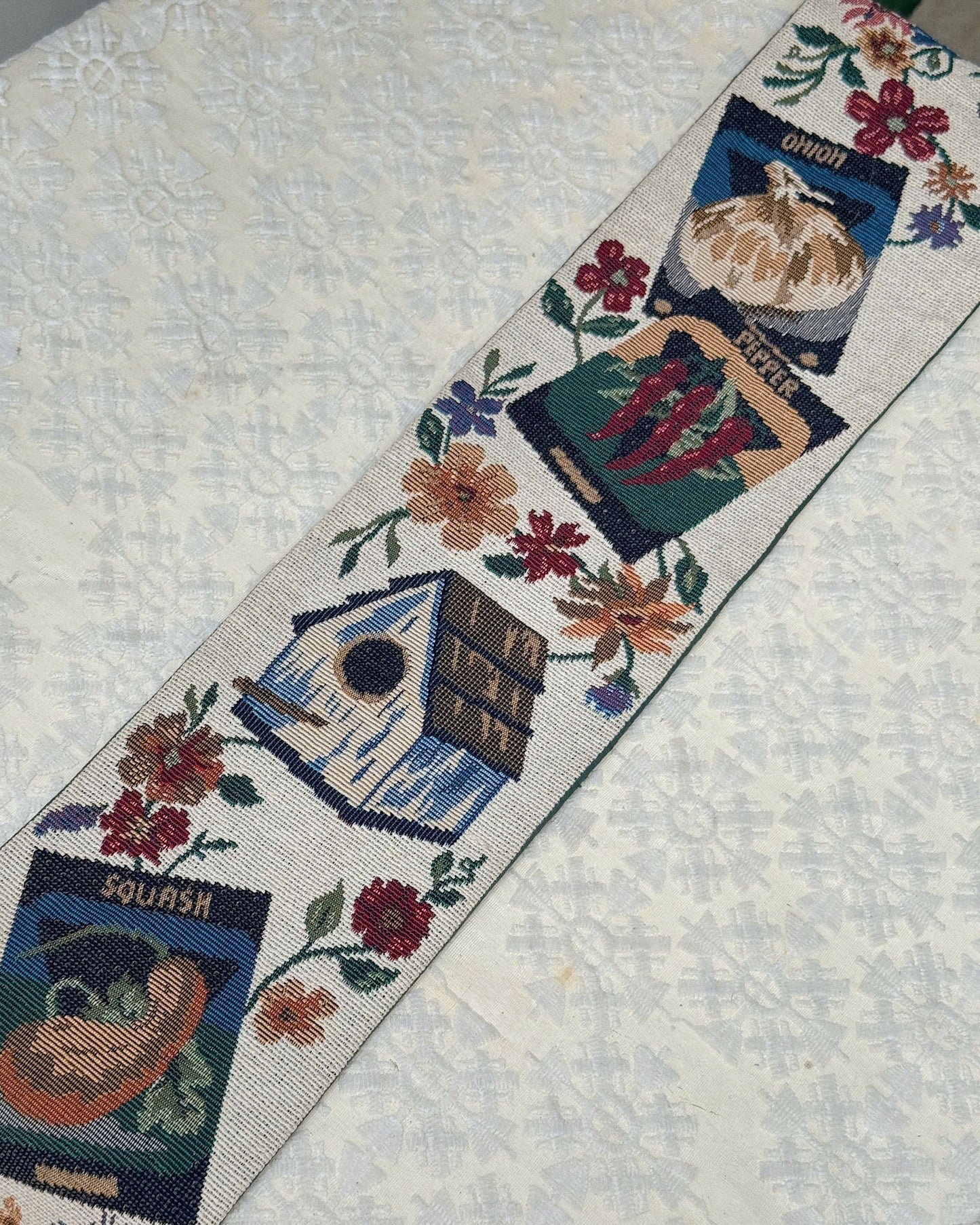 Vintage Cottage Runner