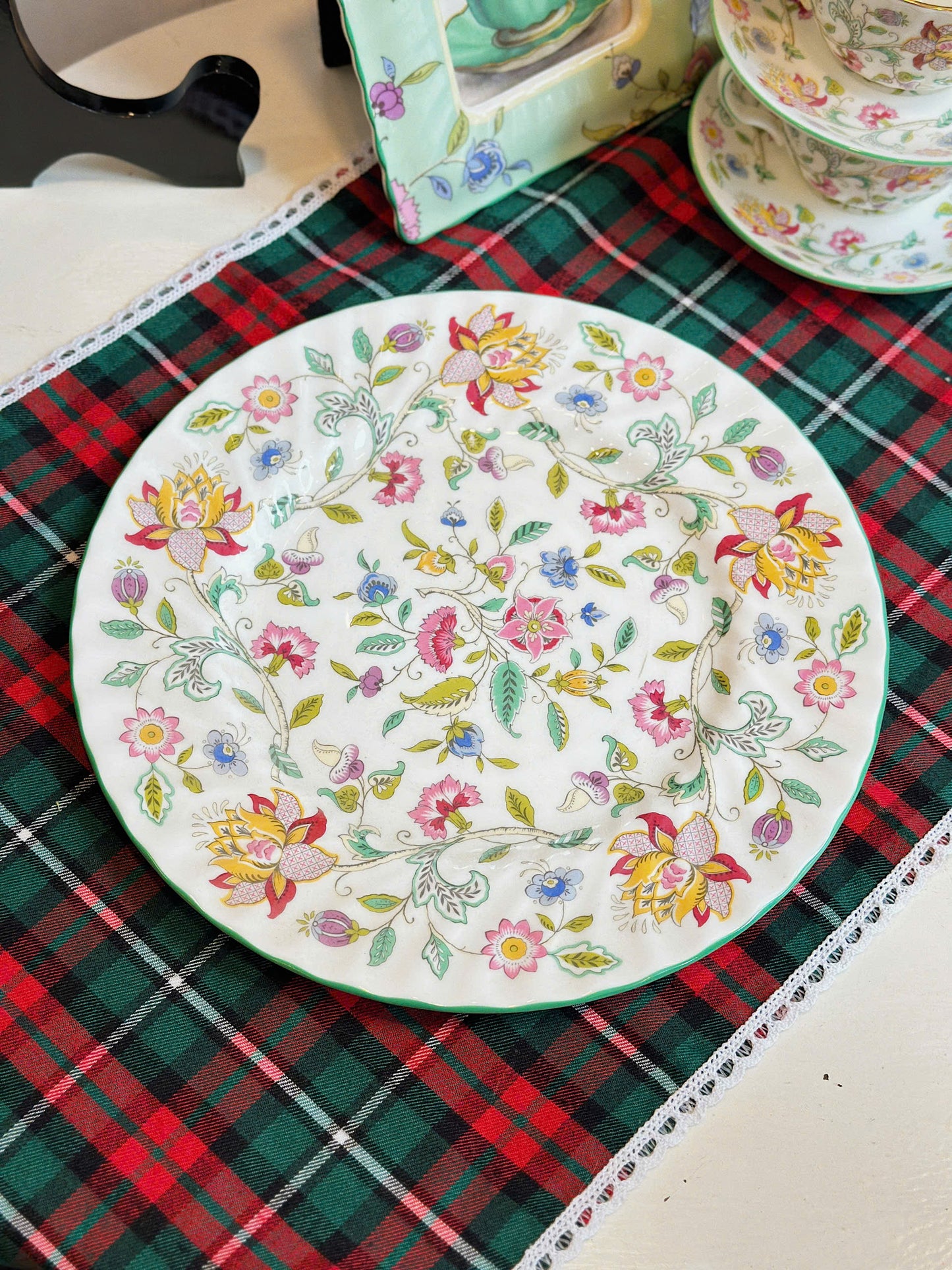 Floral Pattern Teaset/ Plate - Minton