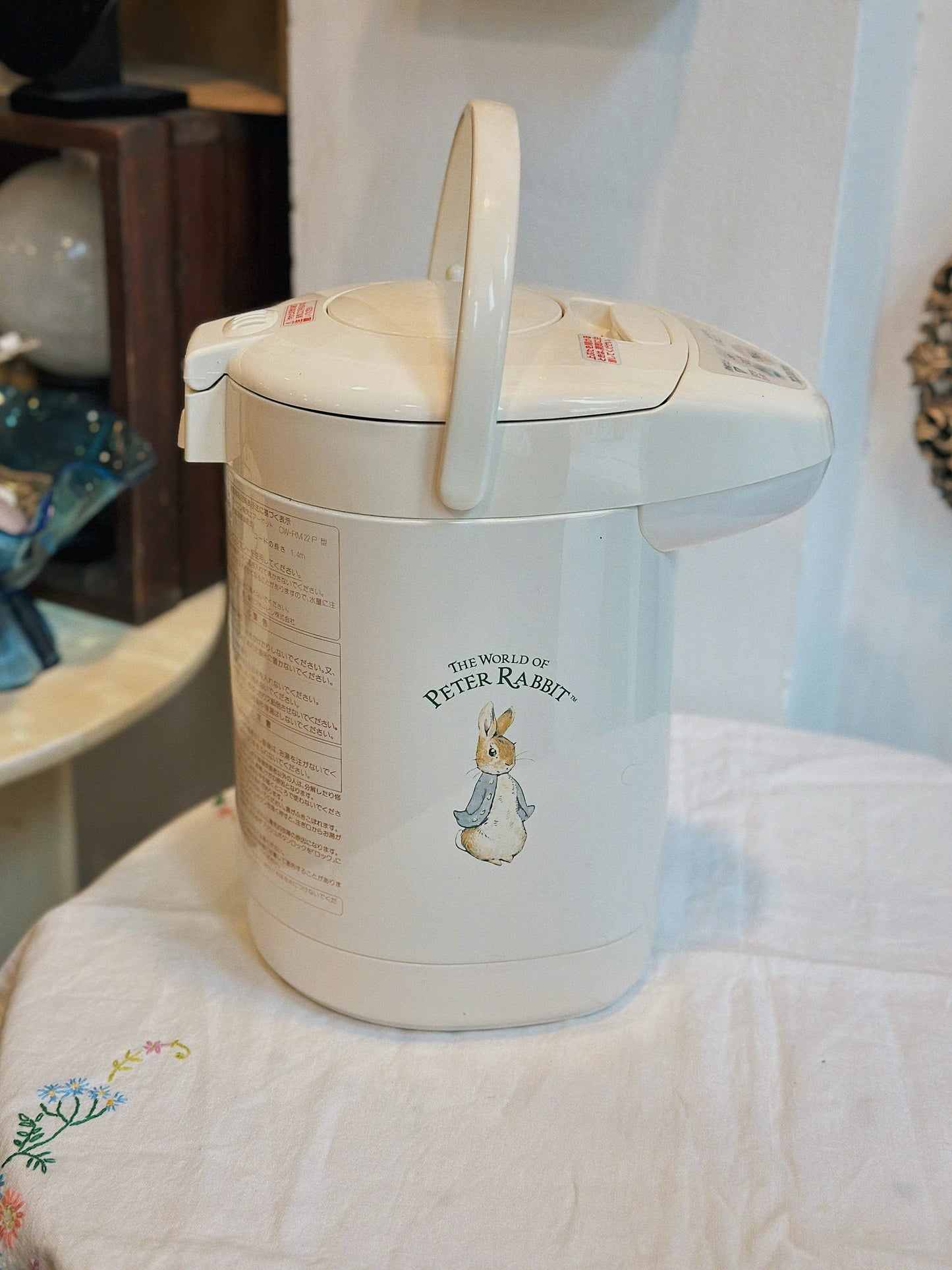 Bình nước nóng Peter Rabbit - Zojirushi