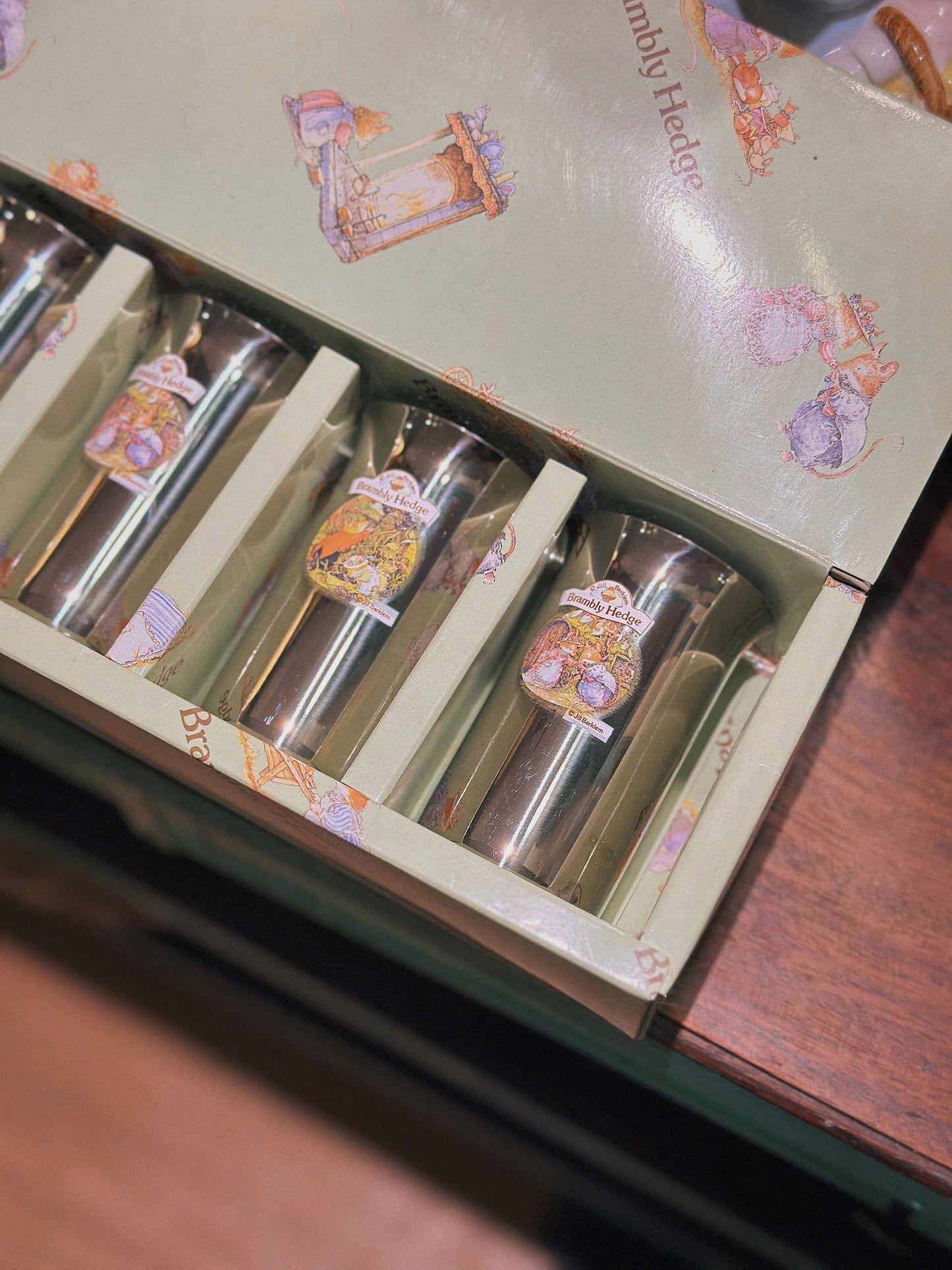 Set cốc kèm hộp Bramly Hedge