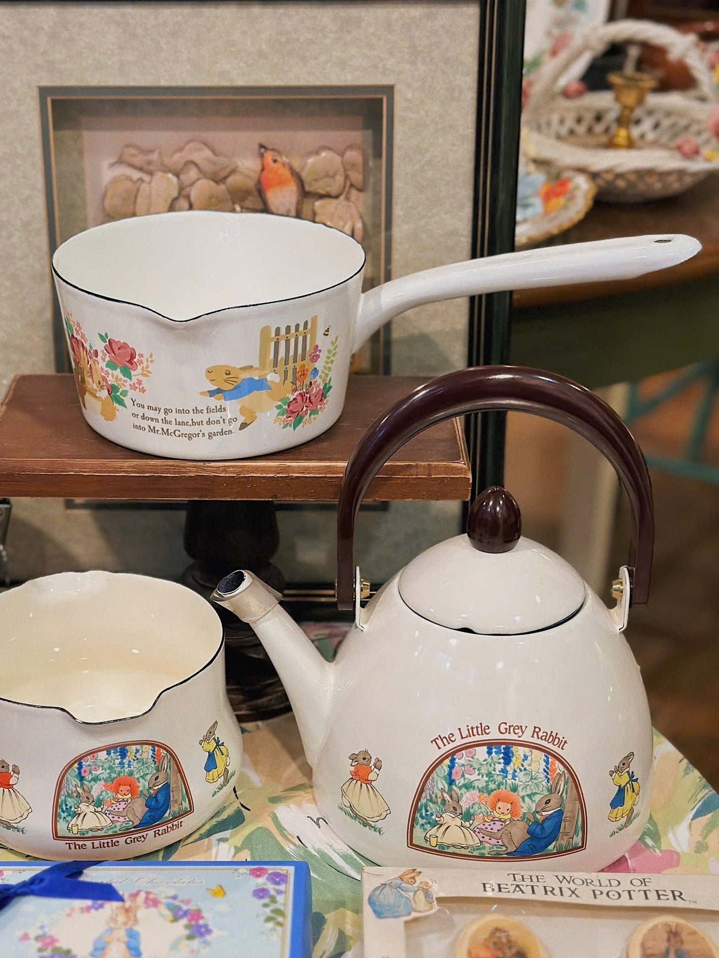 Nồi tráng men Peter Rabbit - Made in Japan