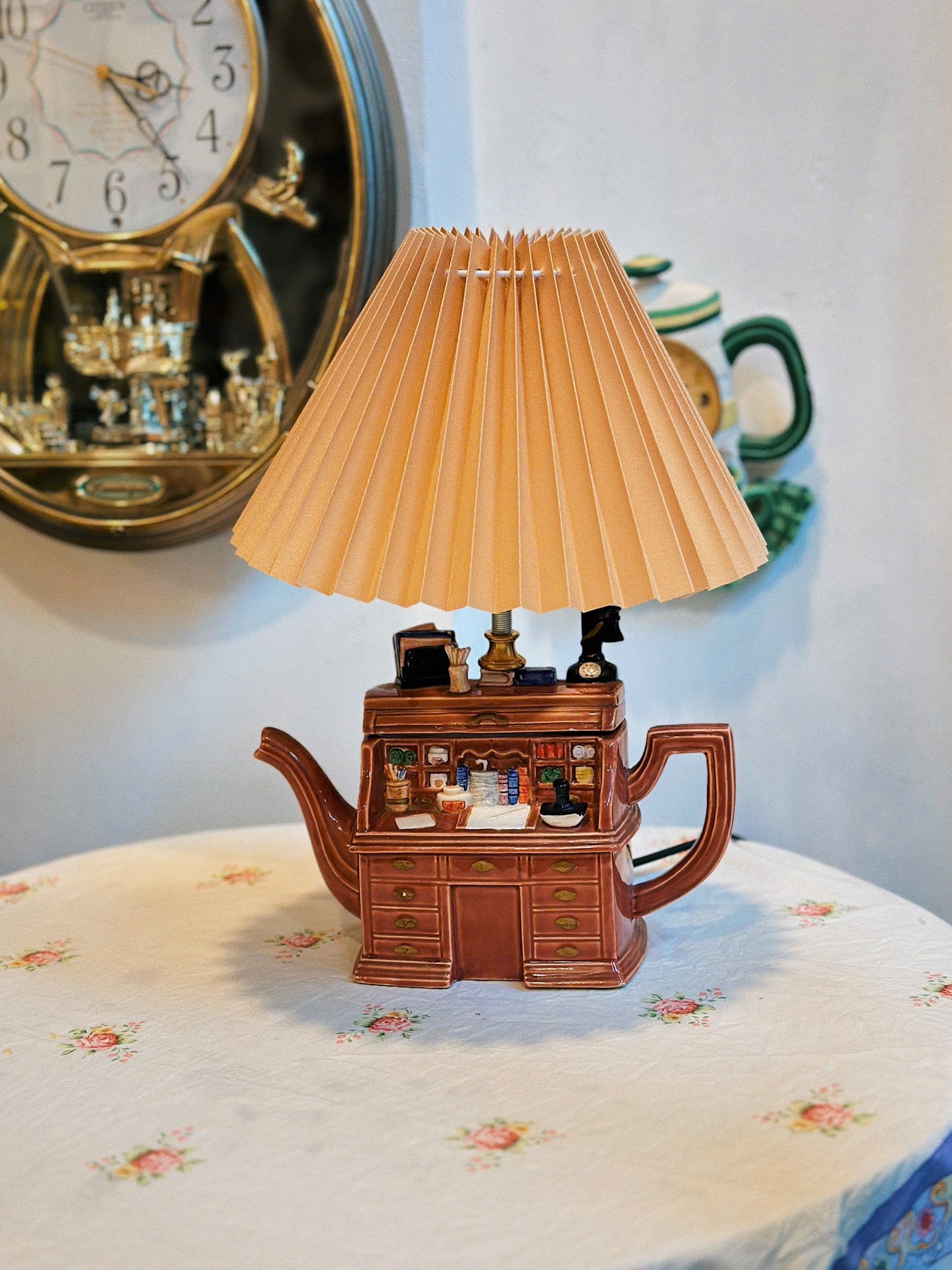 Vintage Desk Teapot Lamp
