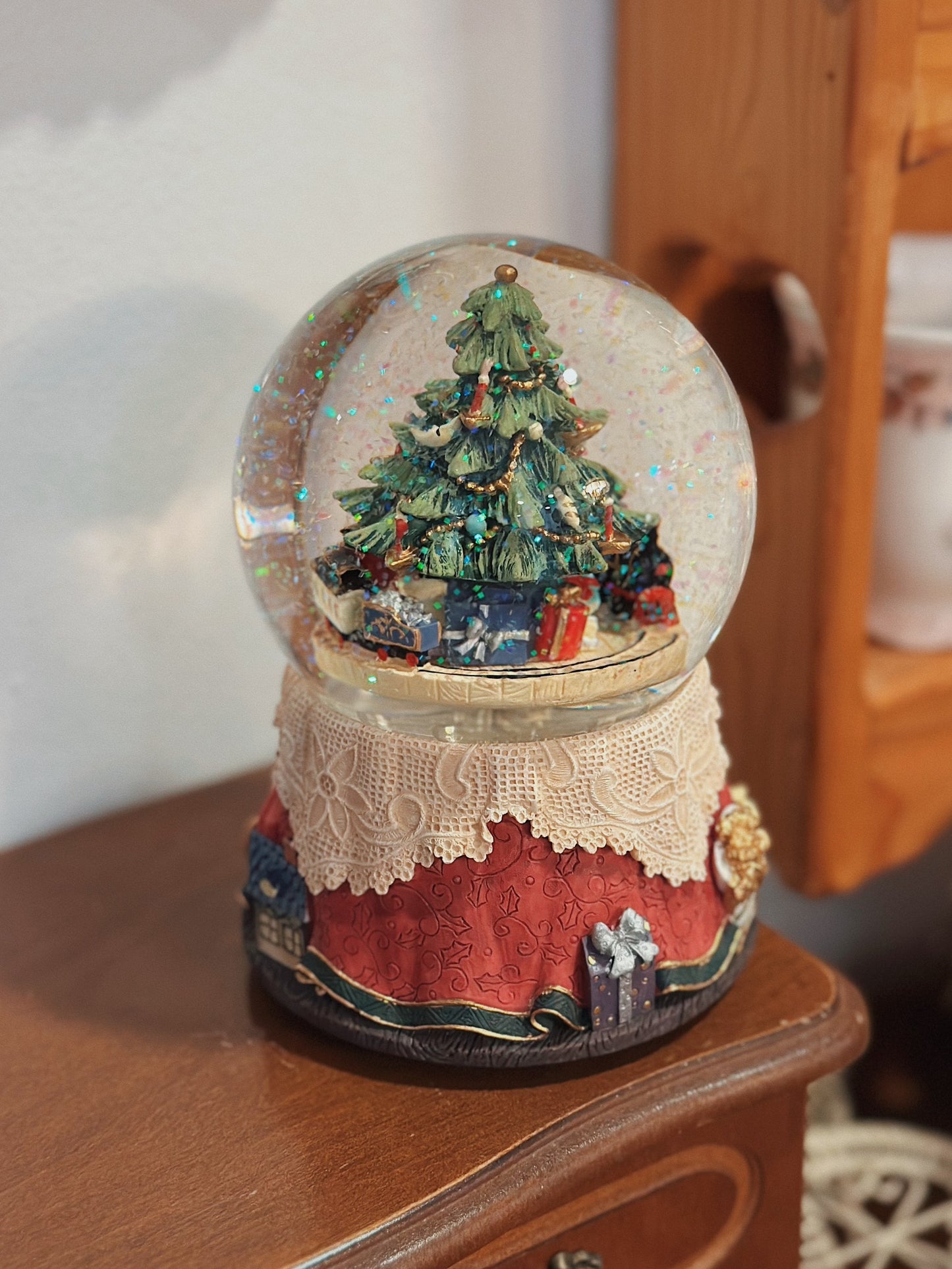 Christmas Snow Globe Music Box