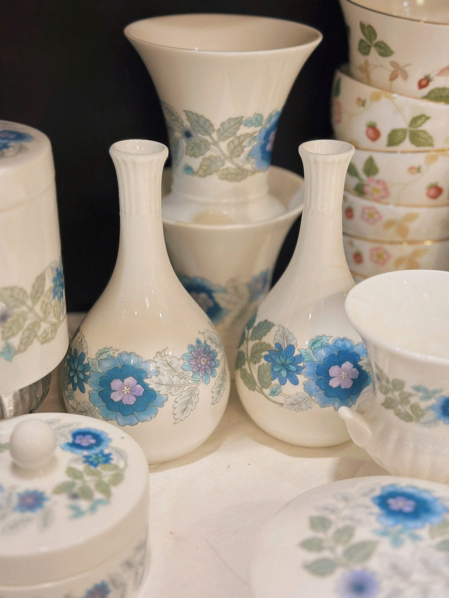 Set đồ sứ họa tiết hoa xanh xinh xắn - WEDGWOOD CLEMENTINE