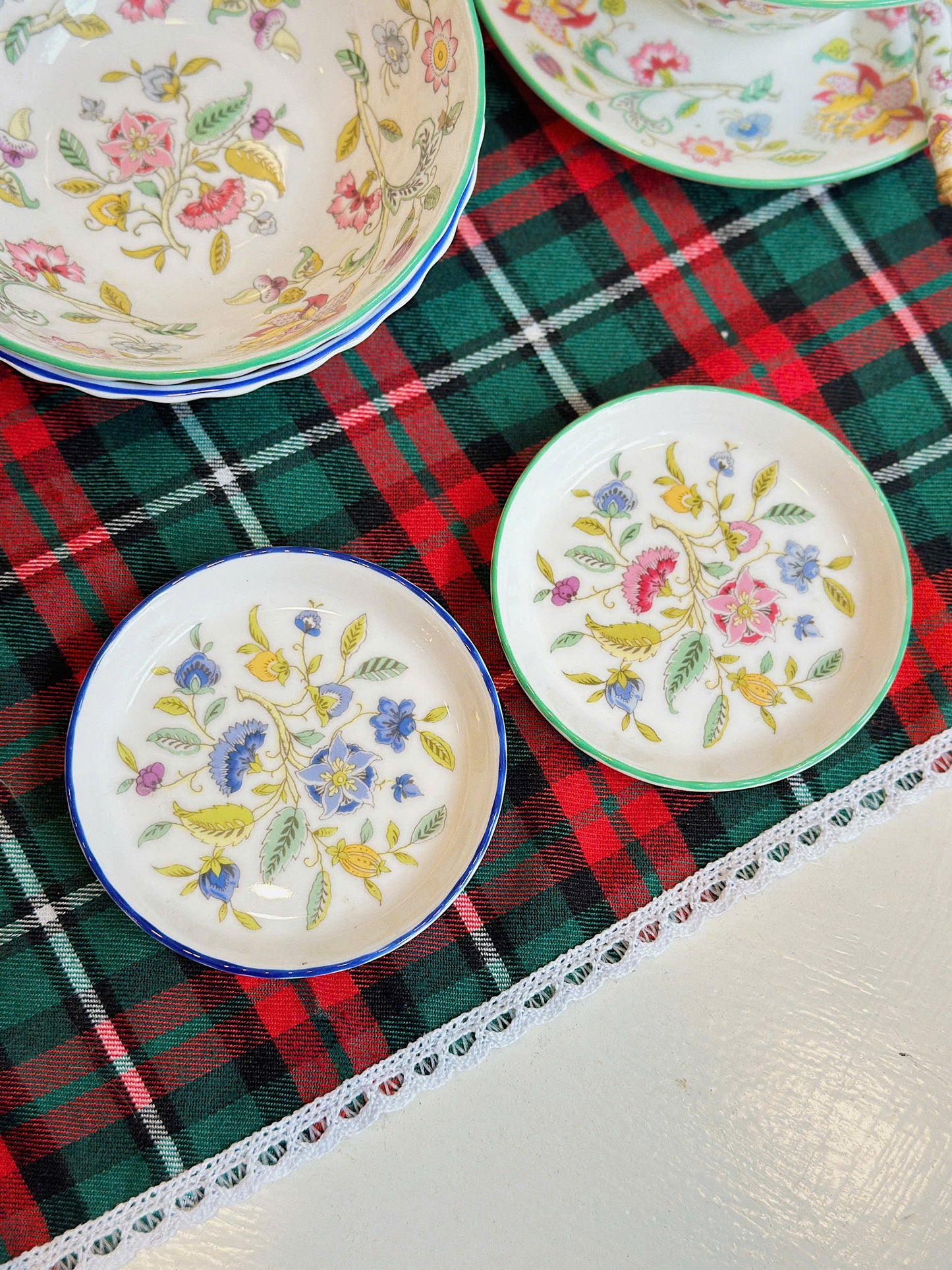 Floral Pattern Teaset/ Plate - Minton