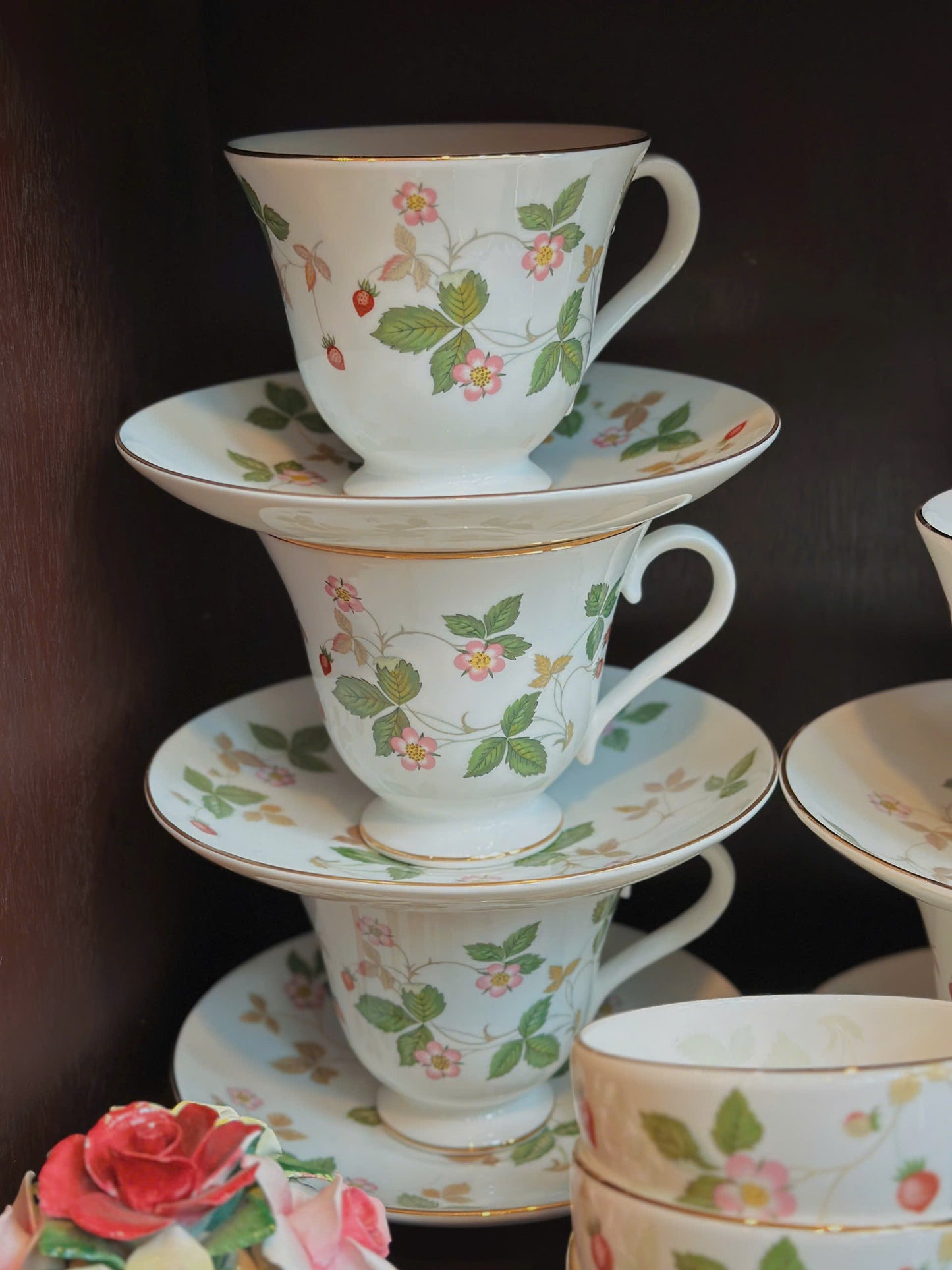 Wedgwood Wild Strawberry Tea Party Set