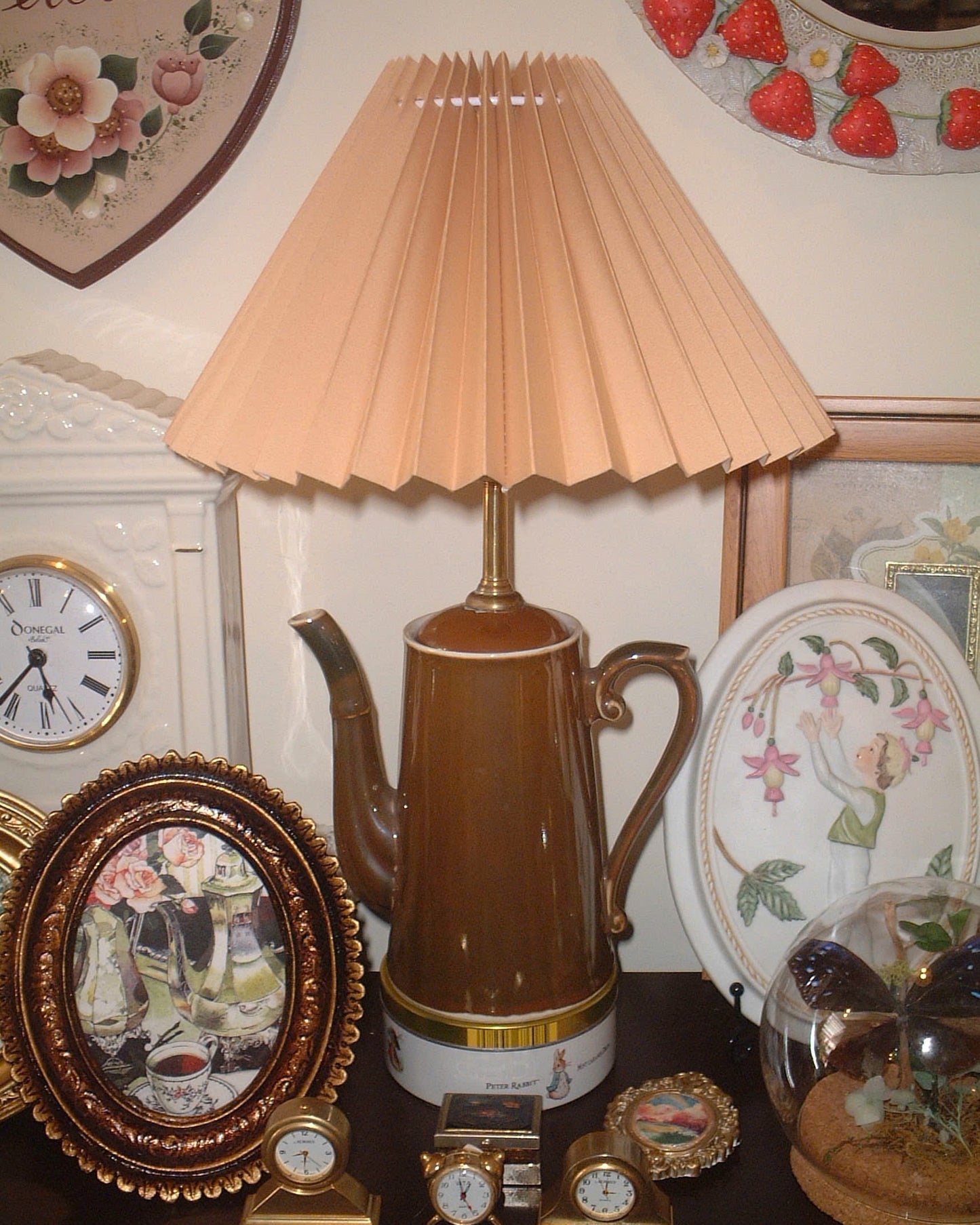 Choco Teapot Lamp