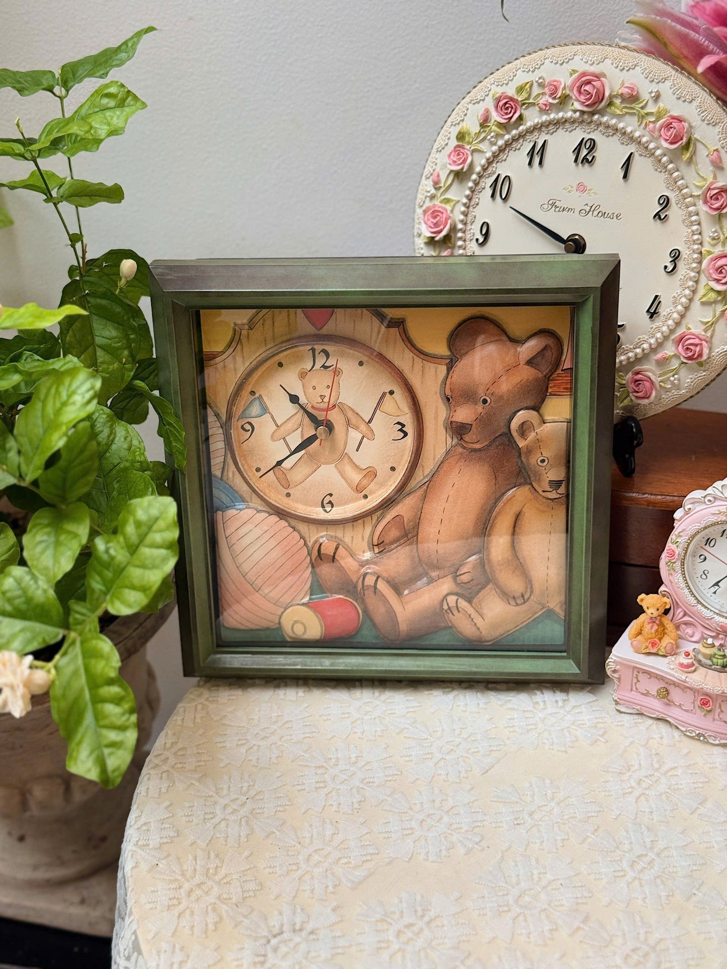 Vintage Teddies Bear Wall Clock