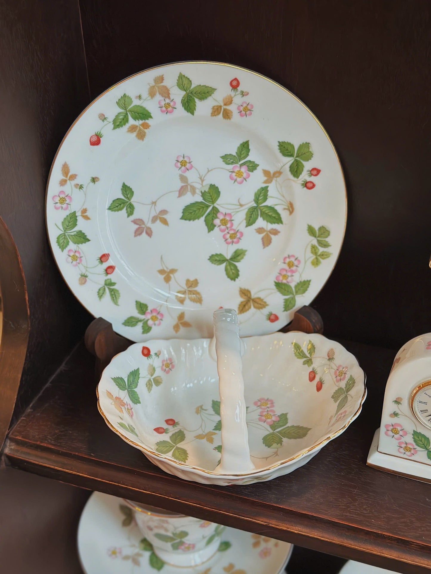 Wedgwood Wild Strawberry Tea Party Set