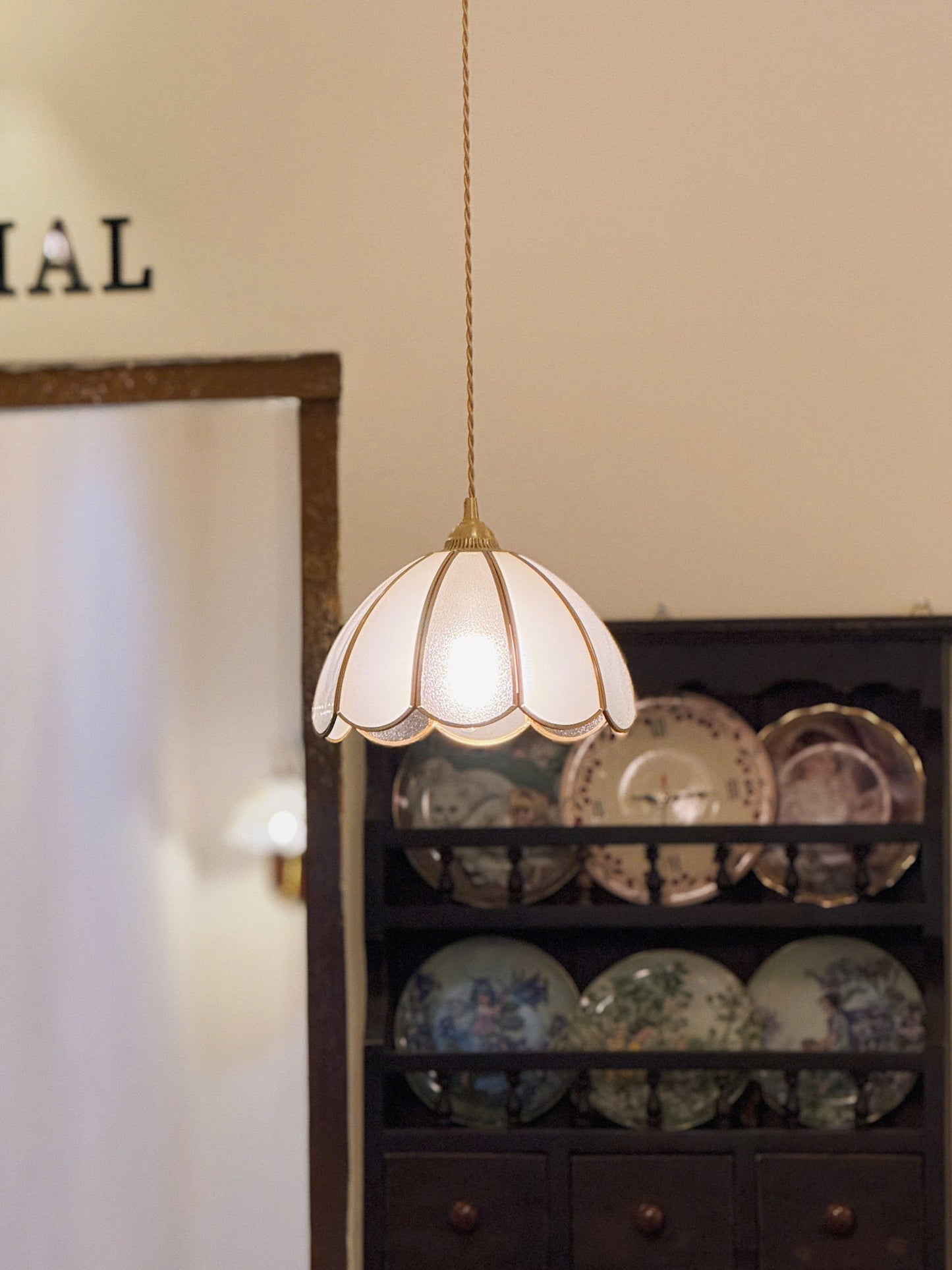 Vintage Style Stained Glass Pendant Light