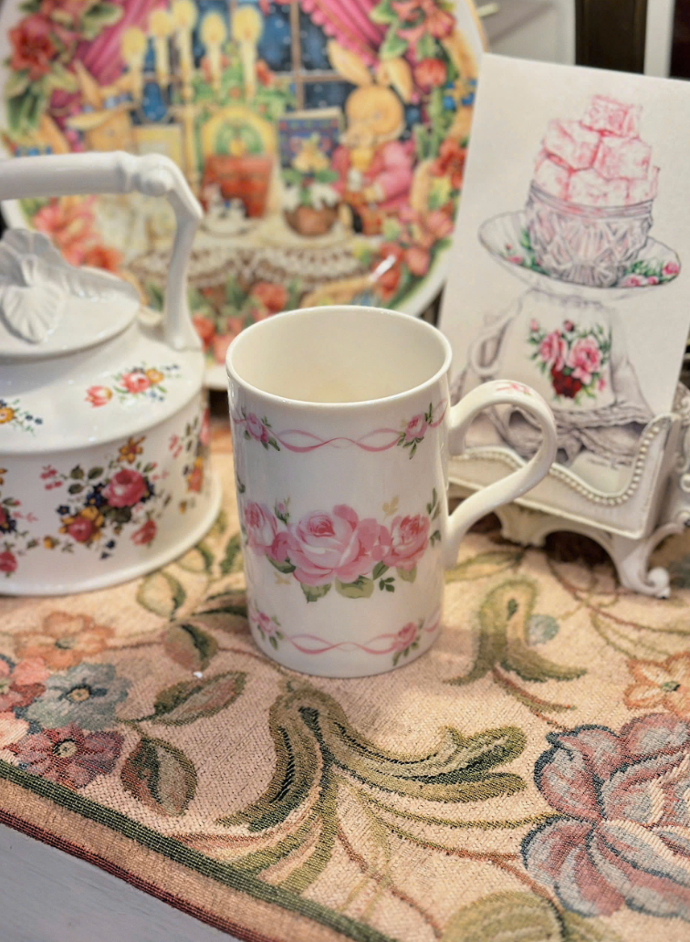 Cốc hoa có tay cầm - LAWLEYS TEA BRITISH ROSE