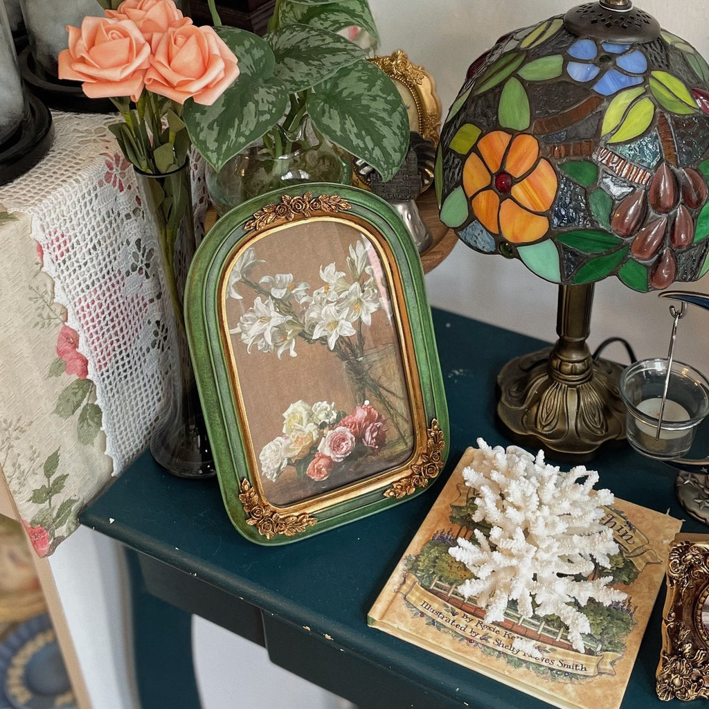 Vintage Style Arch Shaped Frame