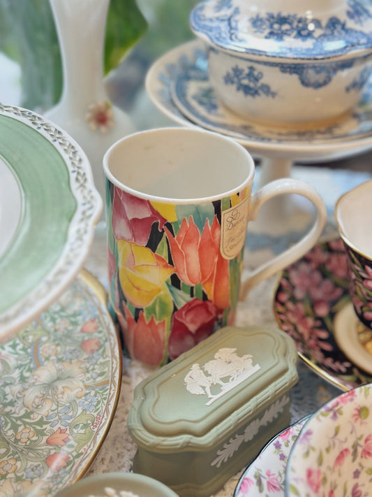 Tulip Pattern Mug