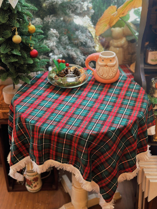 Xmas Tablecloth Green Tartan 01