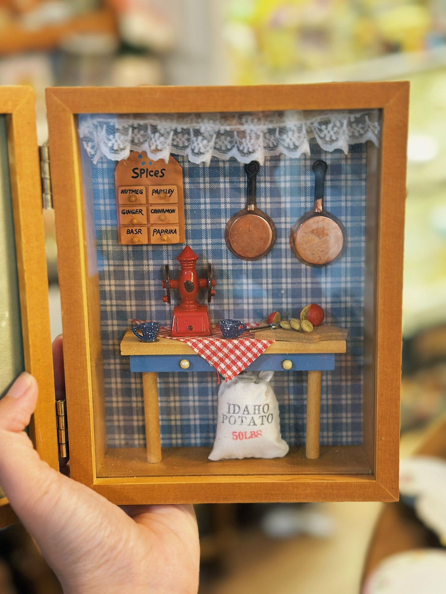 Miniature room box - Sugar and Spice