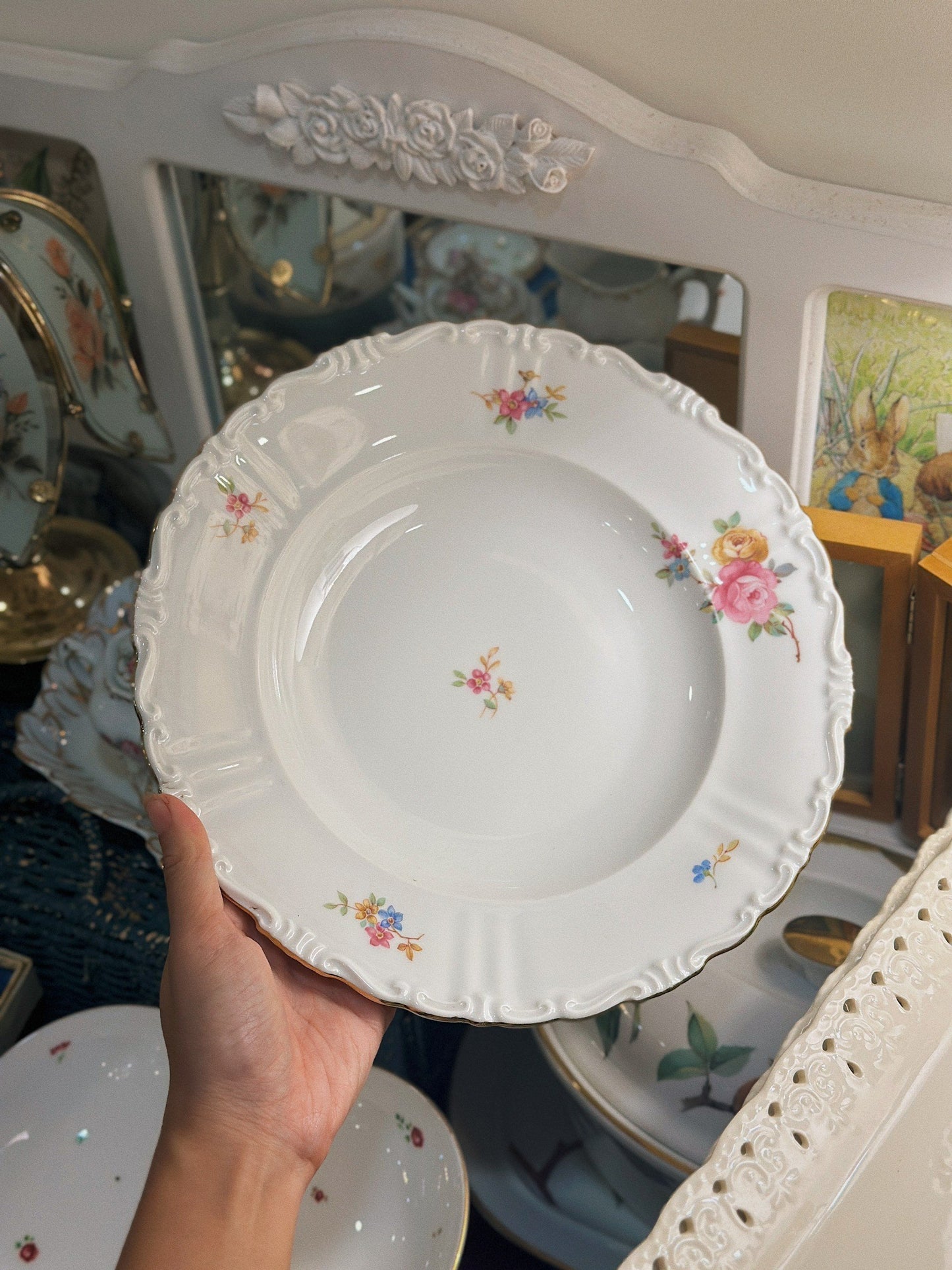 Vintage Flowers Pattern Plate ✨