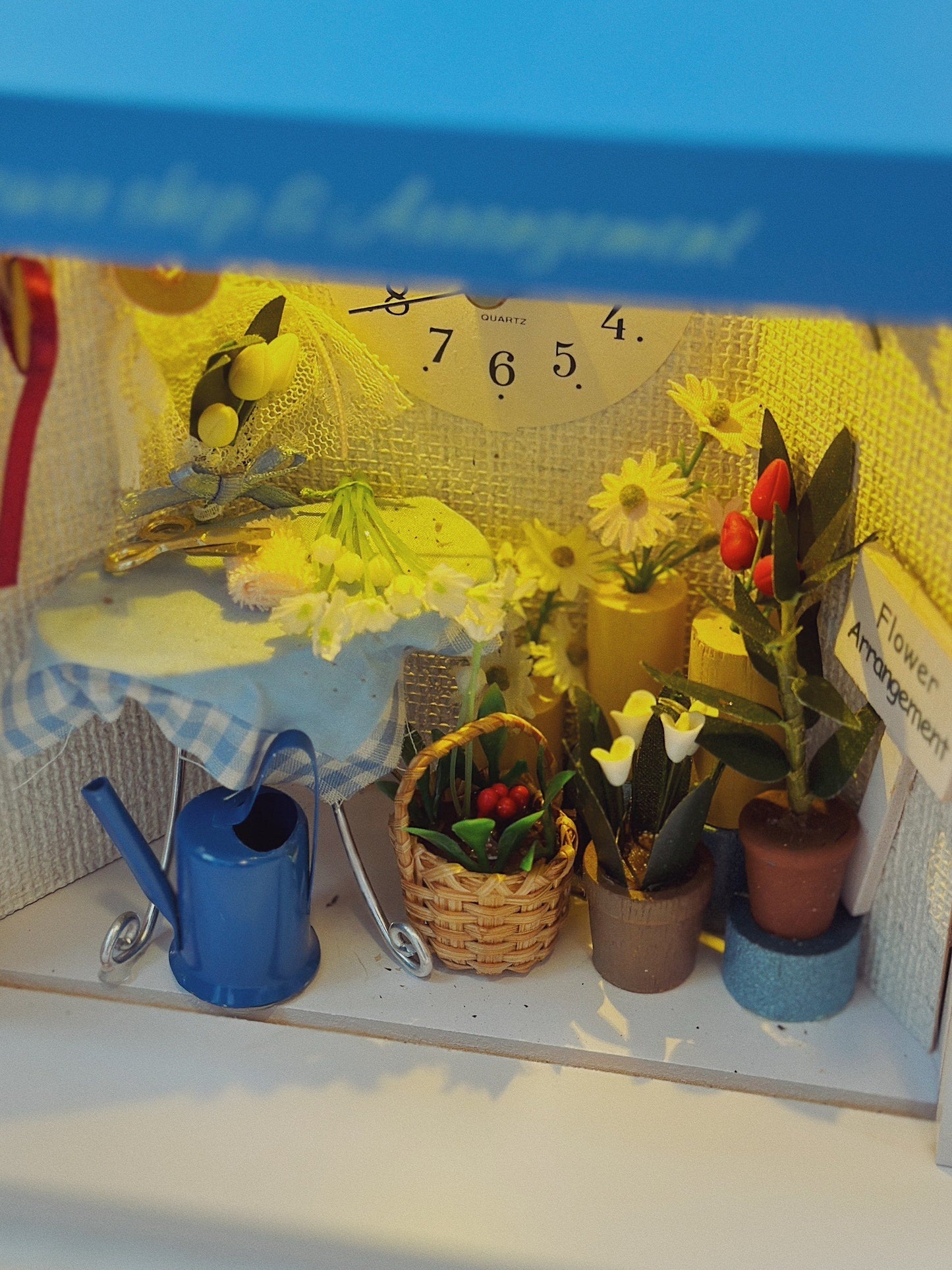 Mô hình nhà gỗ cửa hàng hoa xinh xắn - Miniature room box