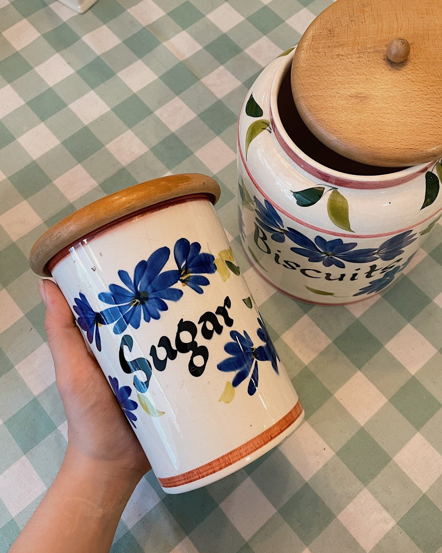 Toni Raymond Biscuits & Sugar Pot