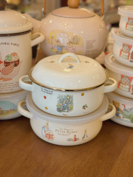 Peter Rabbit enamel pot and bowl set ✨