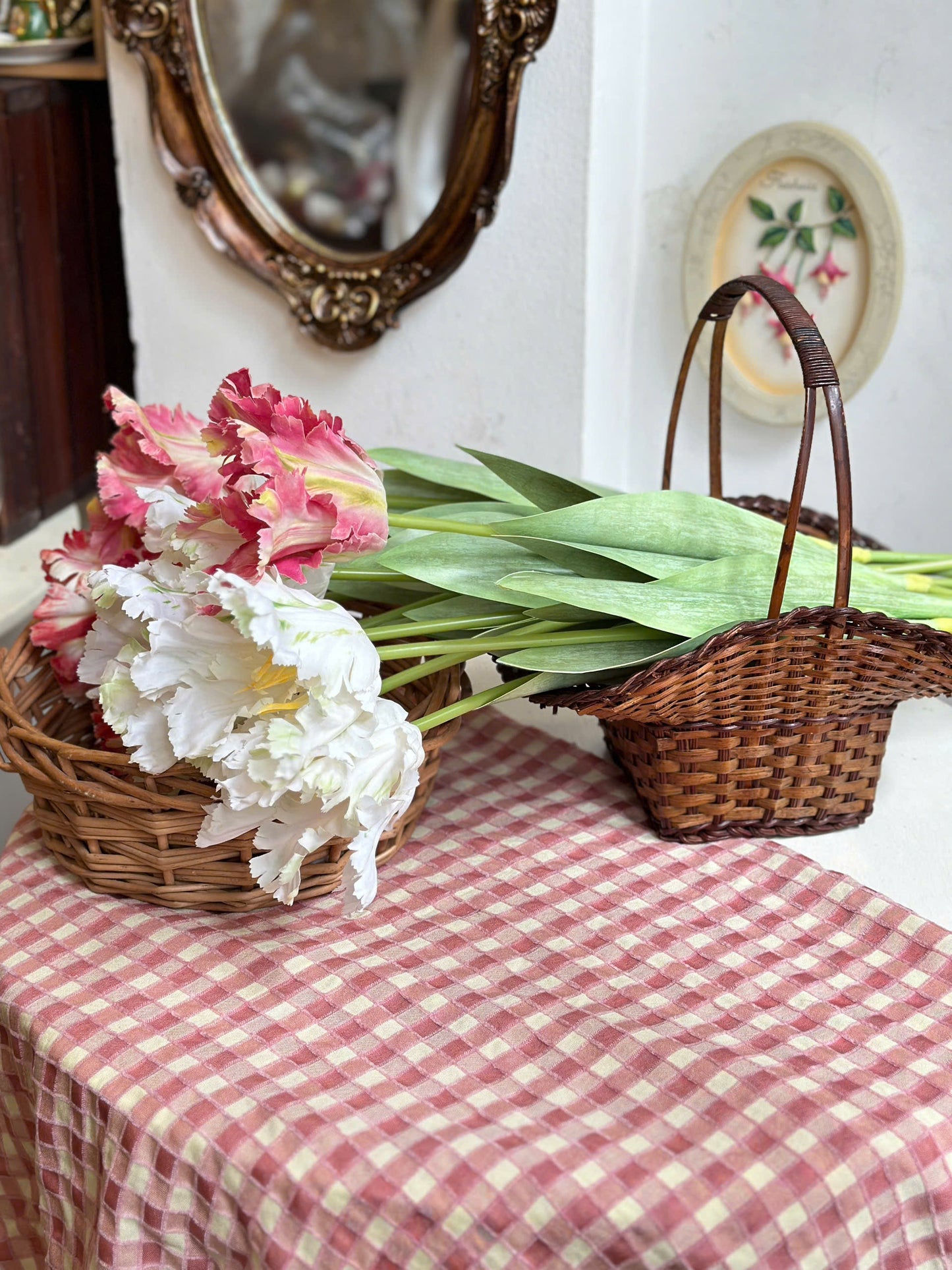 Hoa Parrot Tulip giả sang trọng