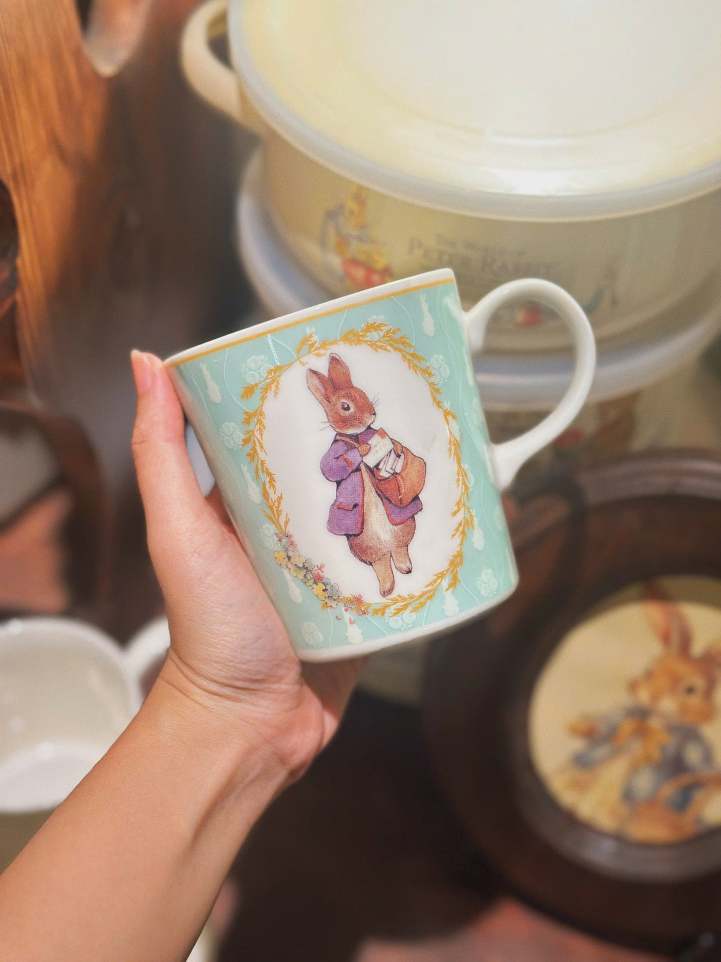 Cốc sứ The World Of Peter Rabbit - Yamaka Japan