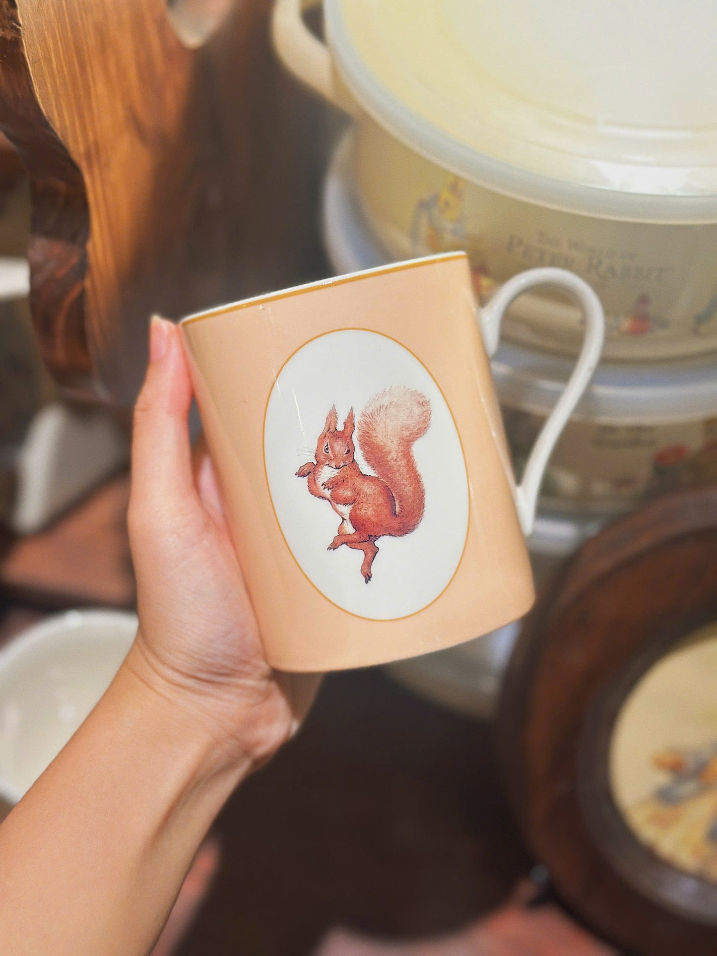 Cốc sứ The World Of Peter Rabbit - Yamaka Japan