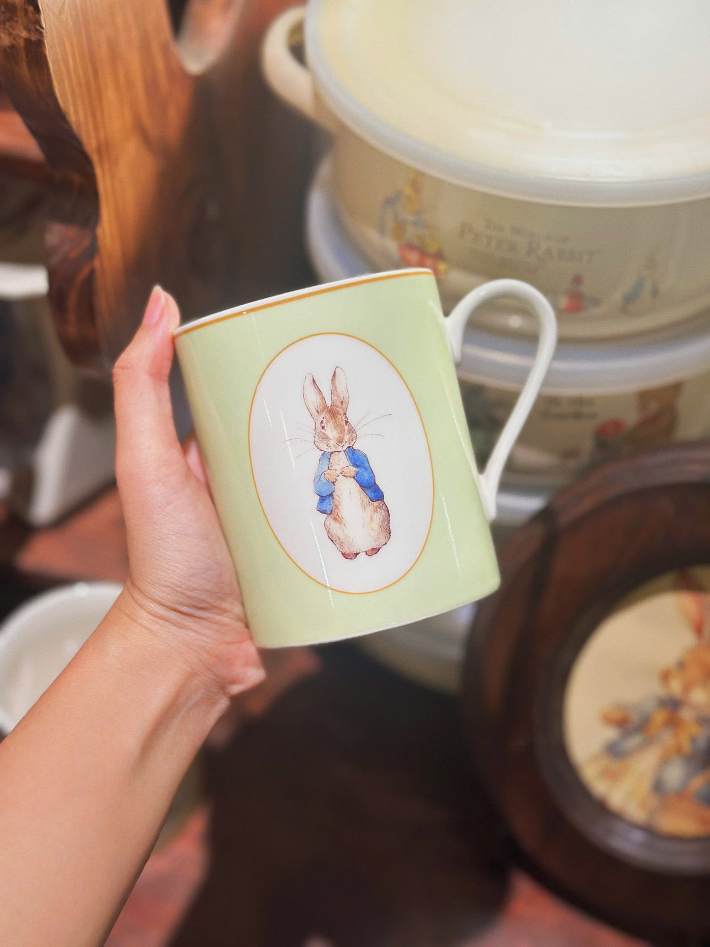 Cốc sứ The World Of Peter Rabbit - Yamaka Japan