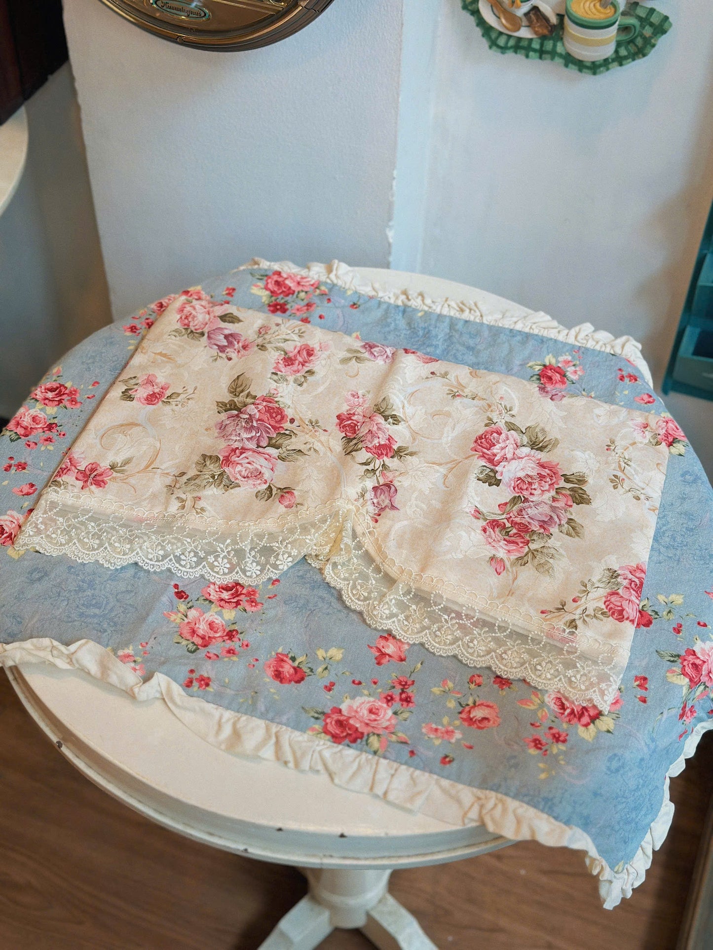 Bọc đầu ghế hoạ tiết hoa hồng - Made in Korea