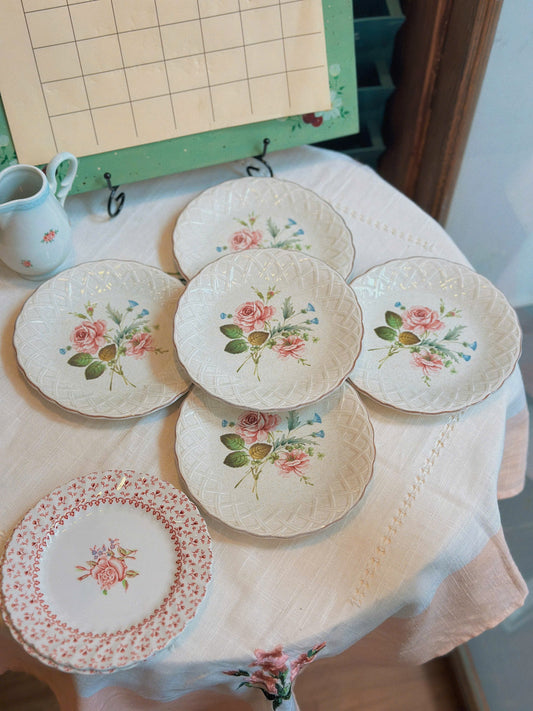 Moring Rose Cake Plate - Mikasa Laurel Japan