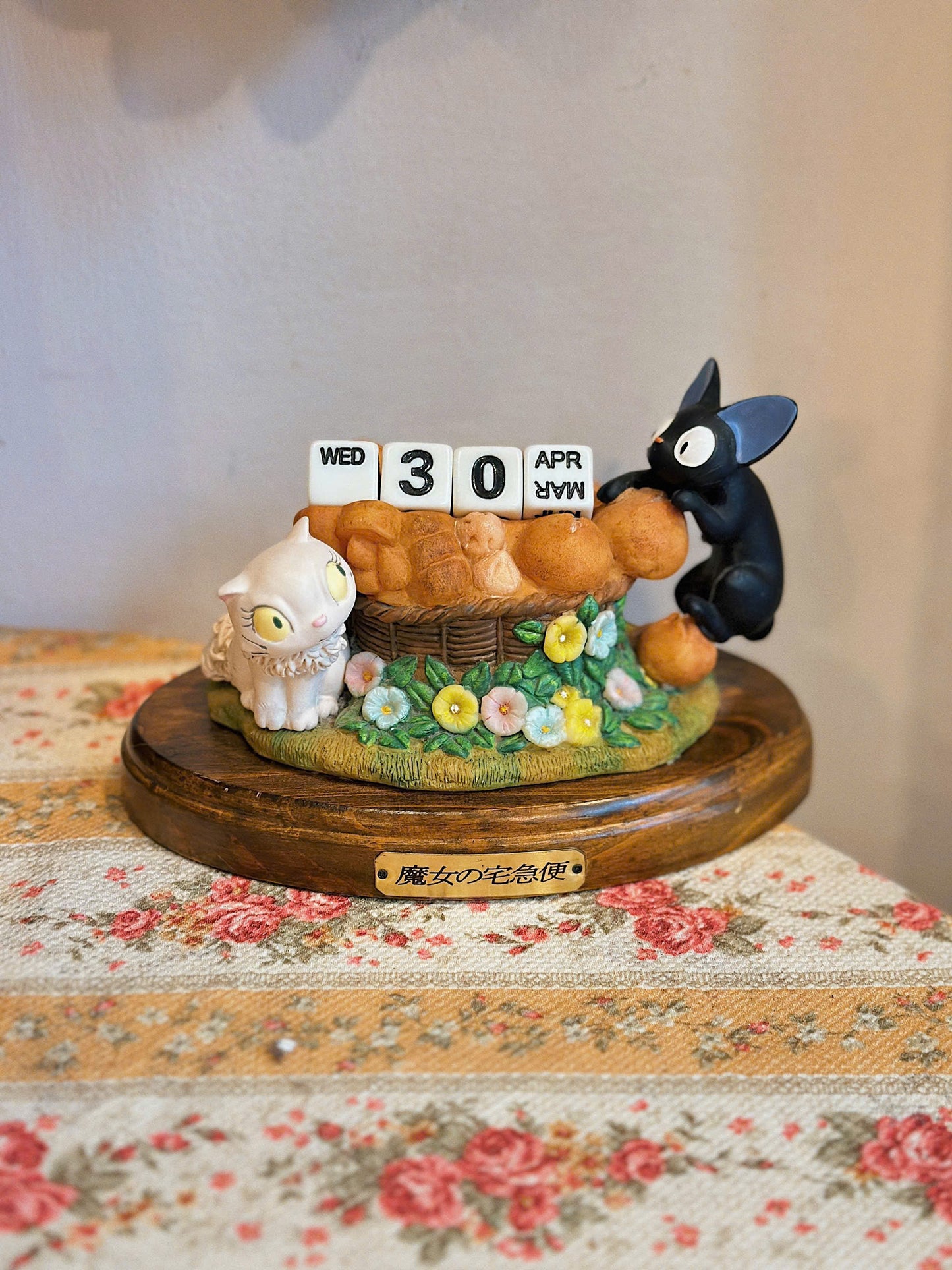 Jiji Cat Desk Calendar - Kiki Delivery Service