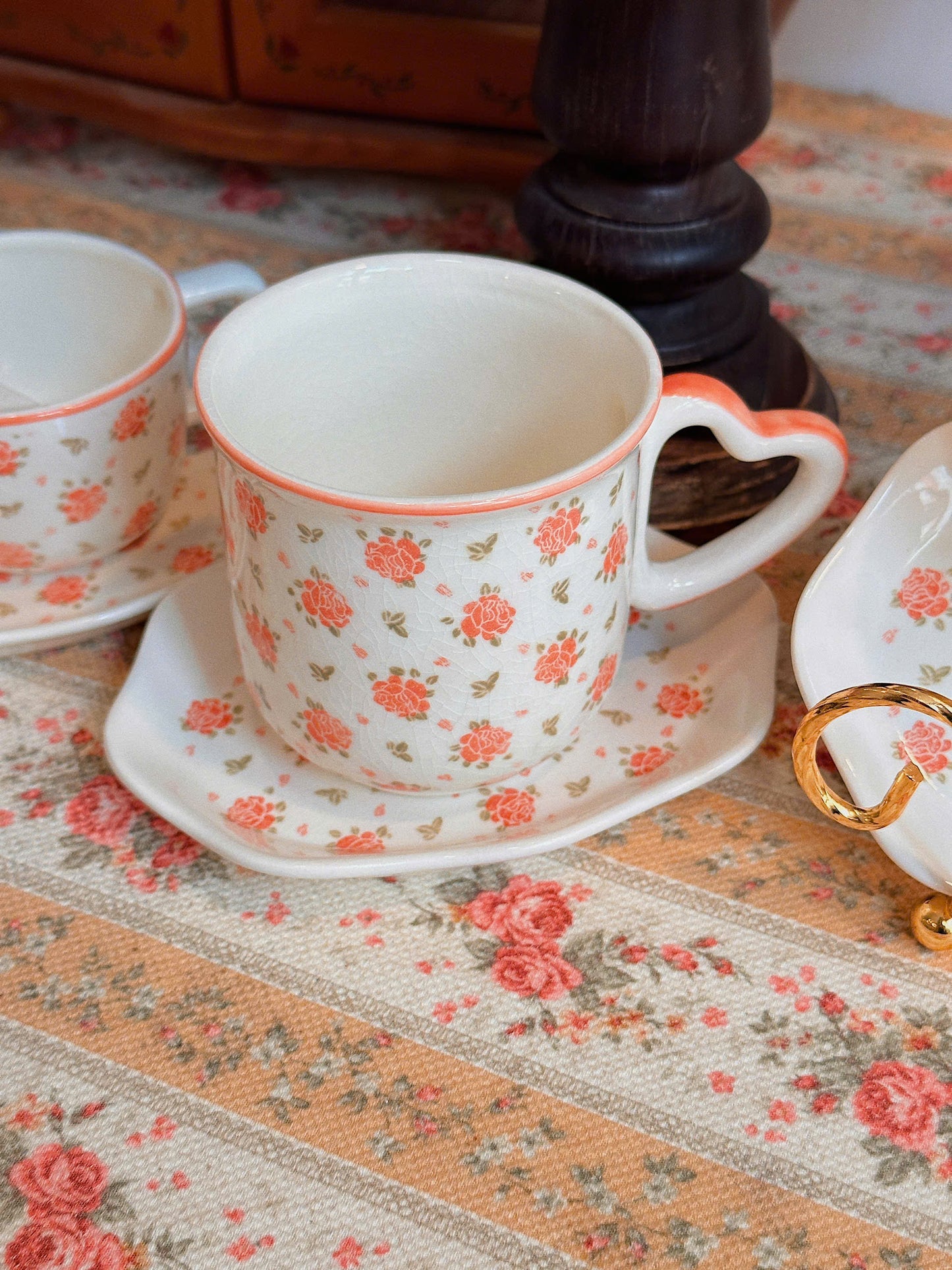 Tiny Roses Pattern Ceramic Set - Tasaki Shinju