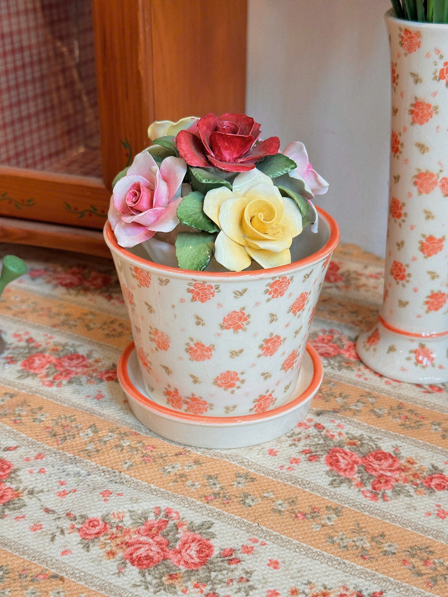 Tiny Roses Pattern Ceramic Set - Tasaki Shinju