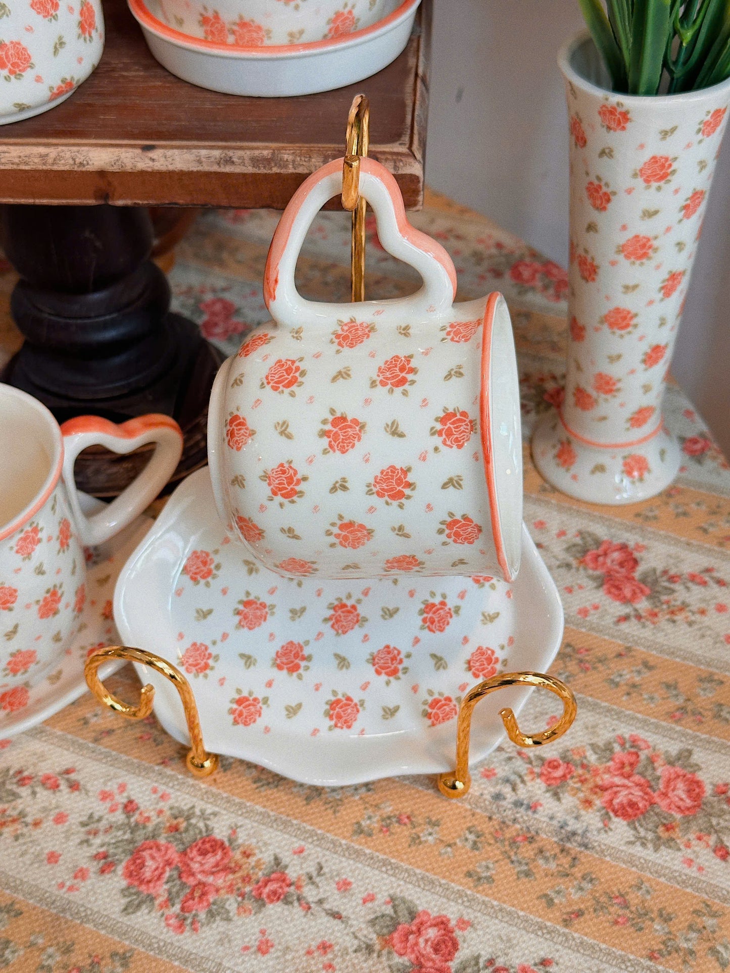 Tiny Roses Pattern Ceramic Set - Tasaki Shinju