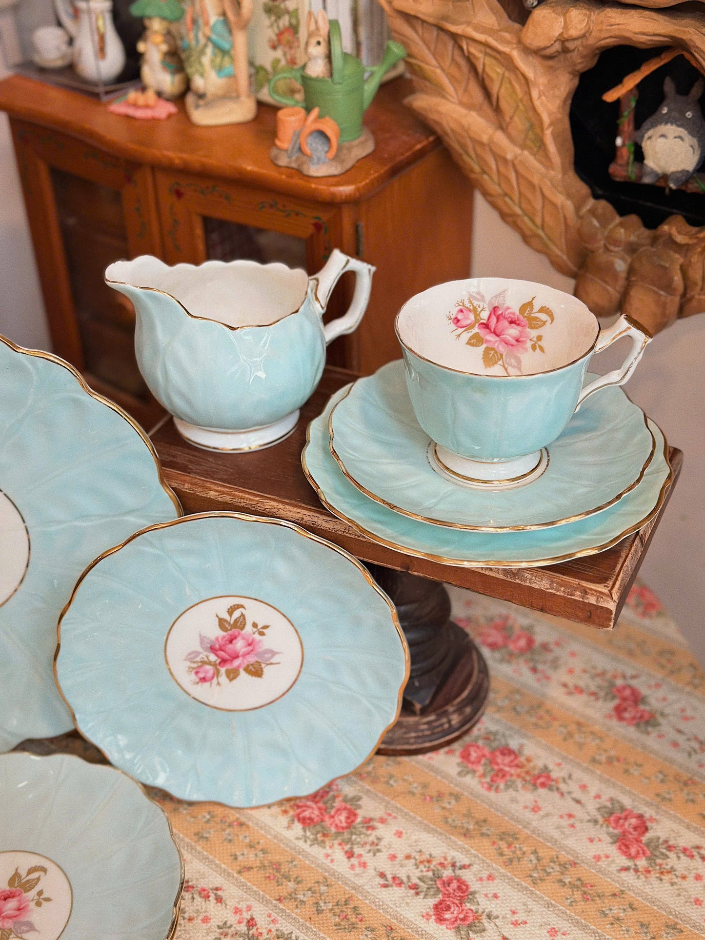 Vintage Aynsley “Aquamarine Crocus” Dessert Set