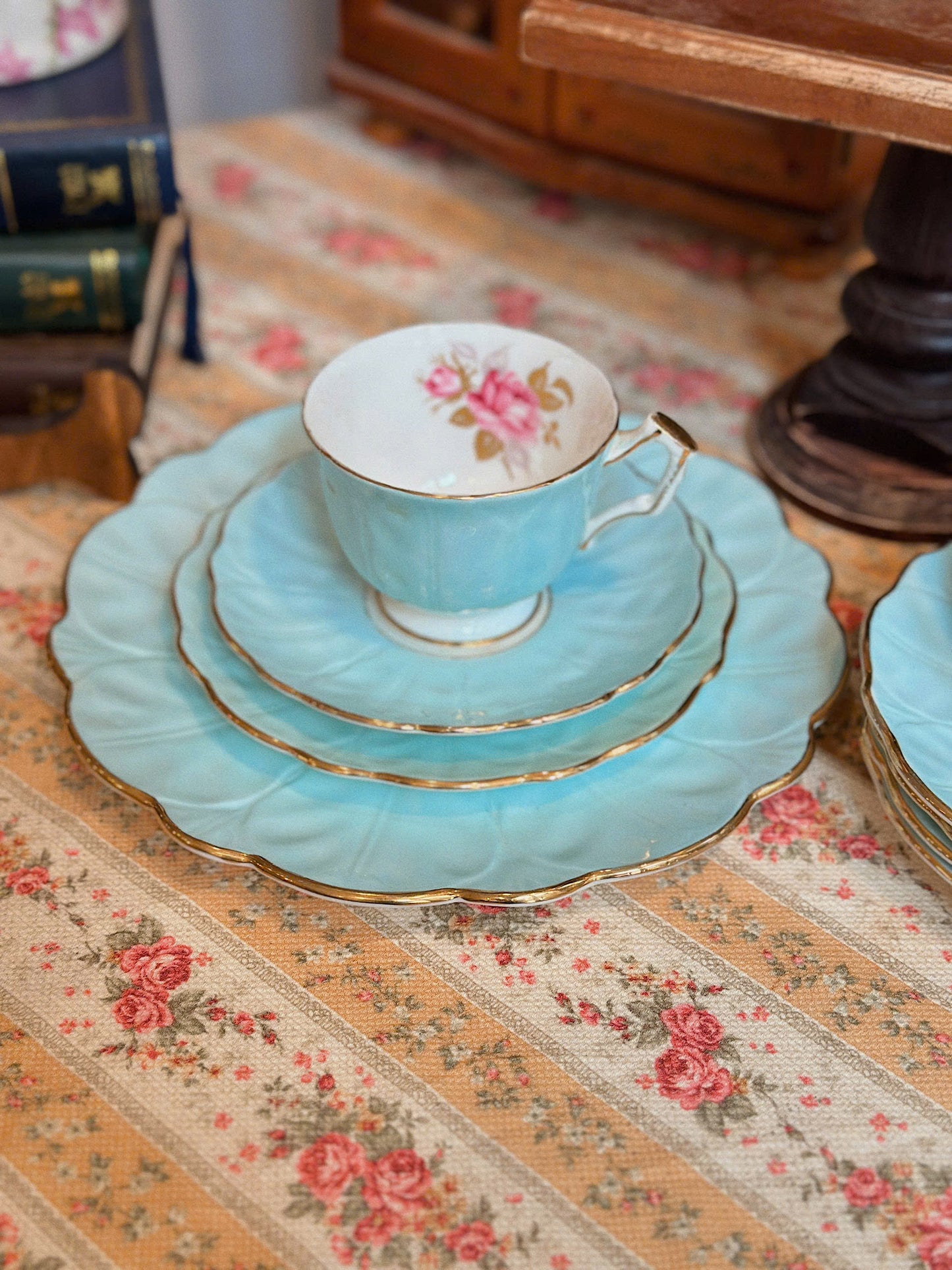 Vintage Aynsley “Aquamarine Crocus” Dessert Set