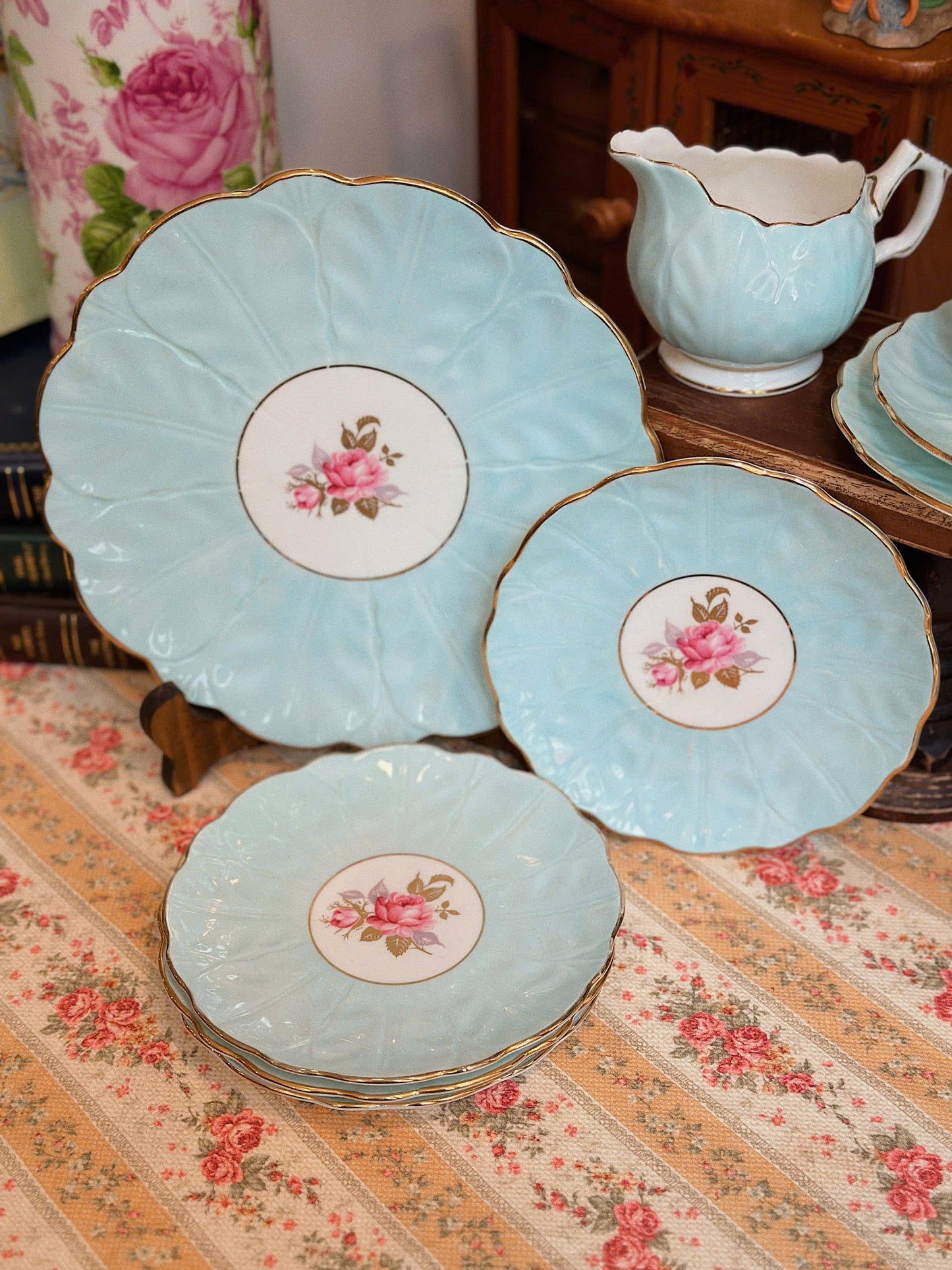 Vintage Aynsley “Aquamarine Crocus” Dessert Set