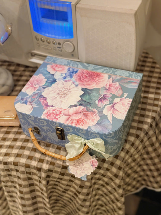 Flowers Pattern Suitcase