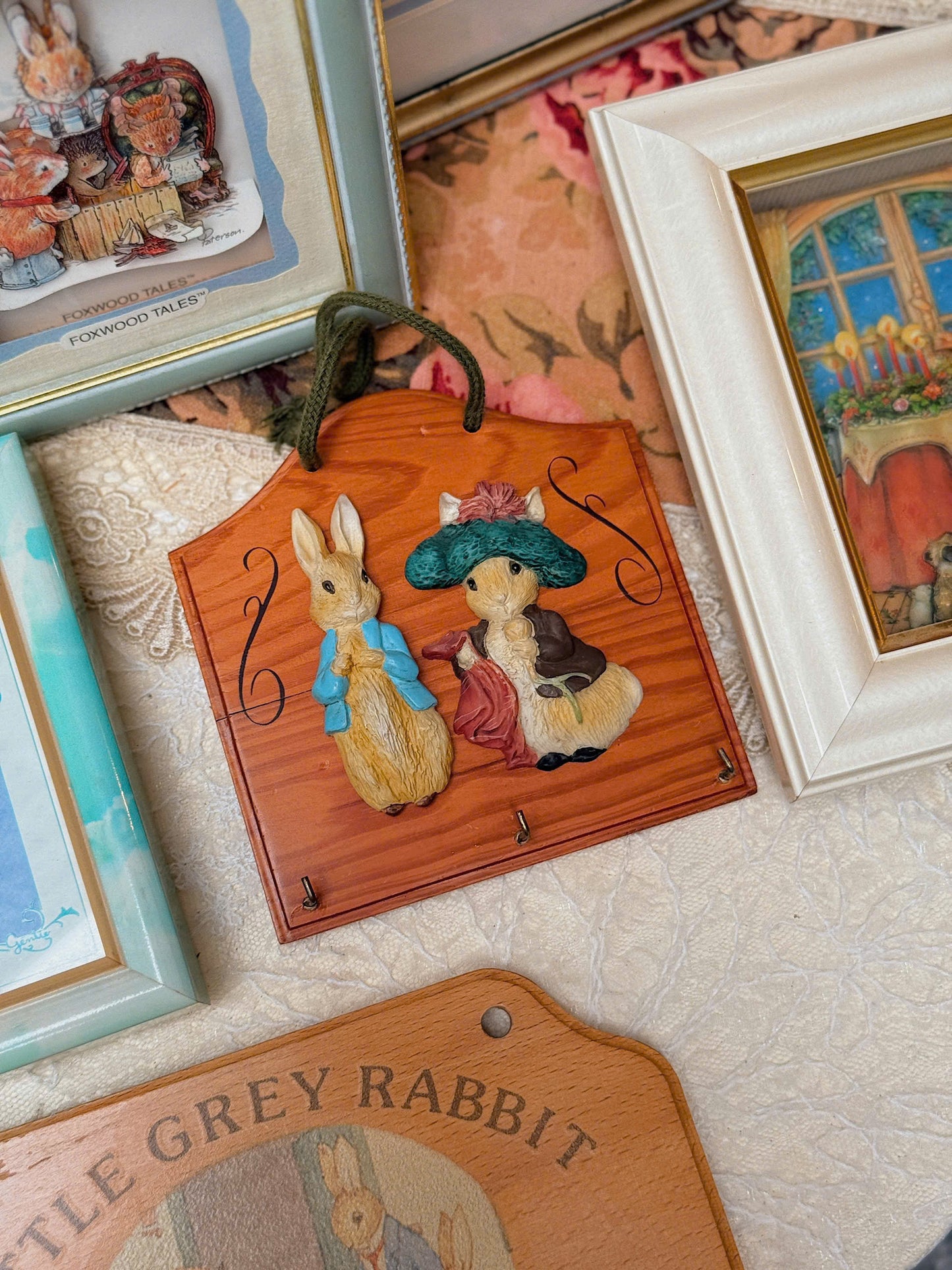 Peter Rabbit & Benjamin Rabbit Wooden Key Hanger