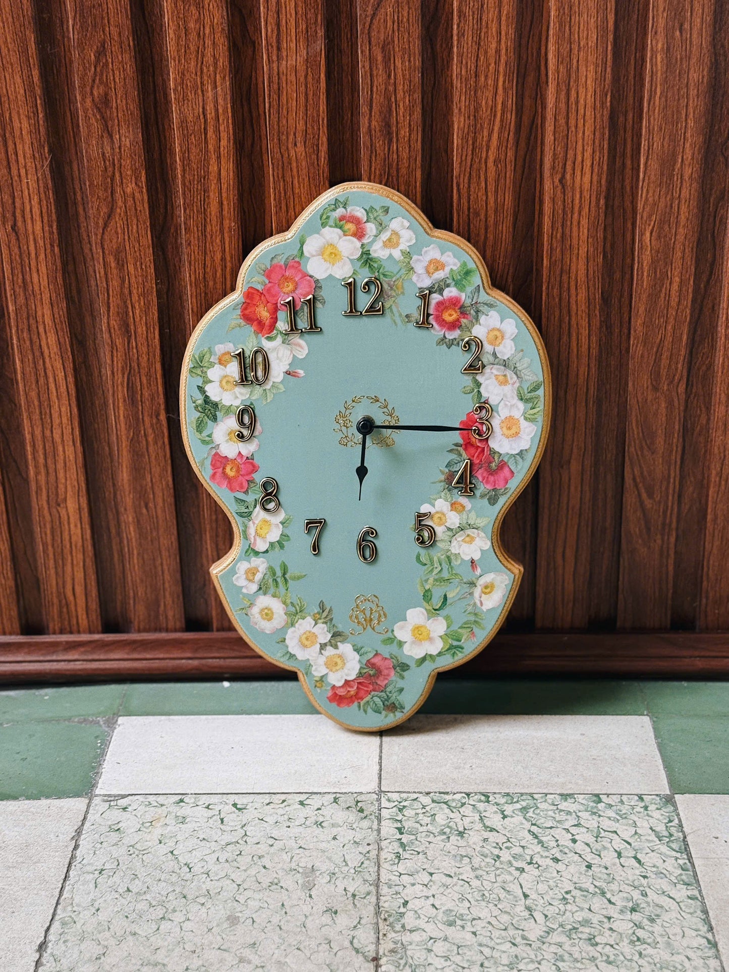 Flowers Pattern Wall Clock