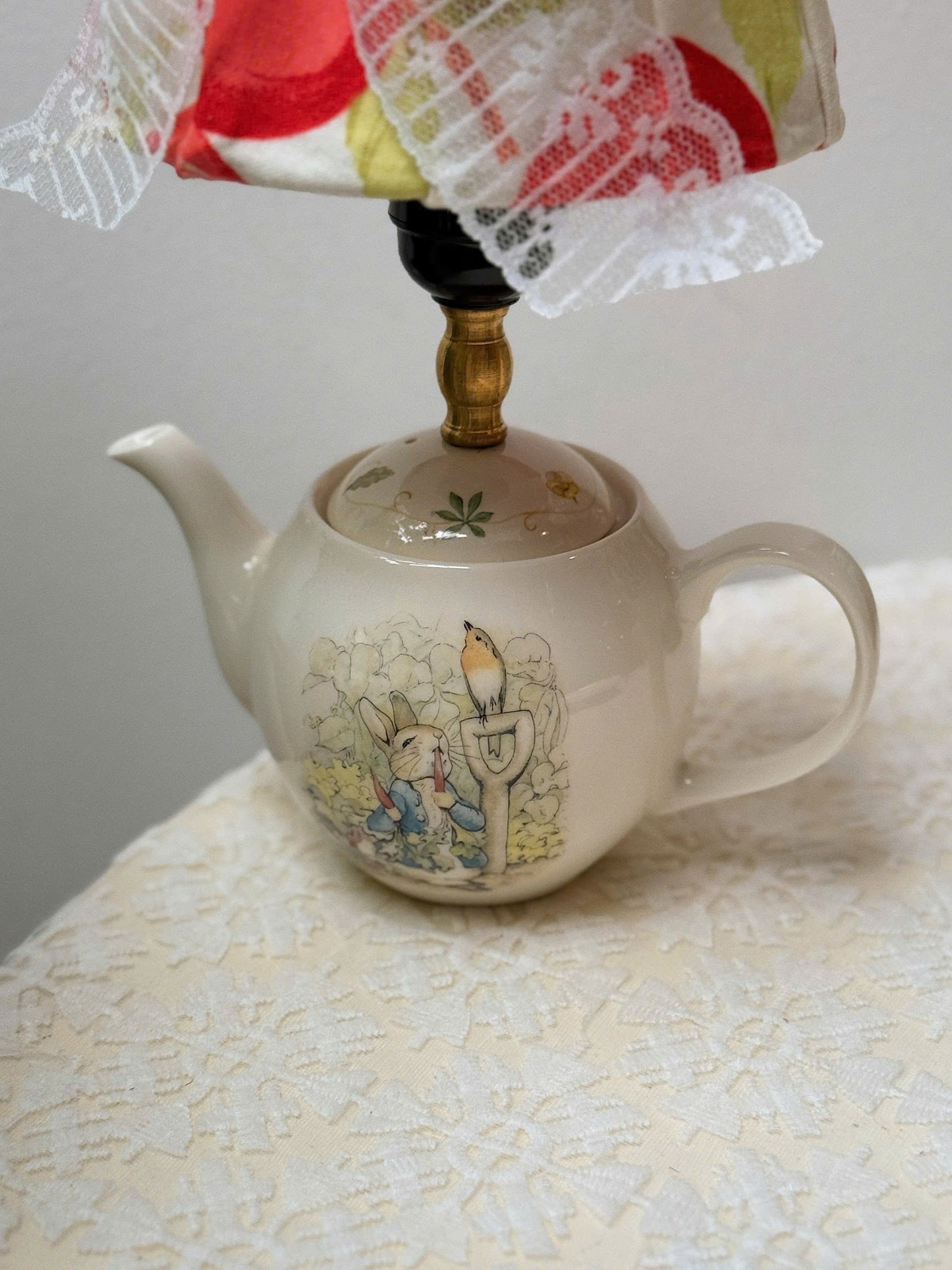 Reworked Peter Rabbit Teapot Lamp - Yamaka Japan