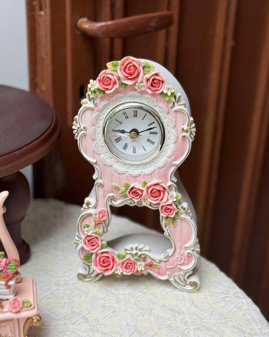 Pinky Vintage Rose Clock