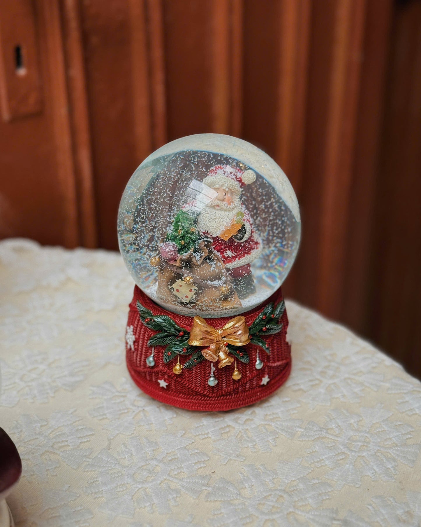 Christmas Snow Globe Music Box
