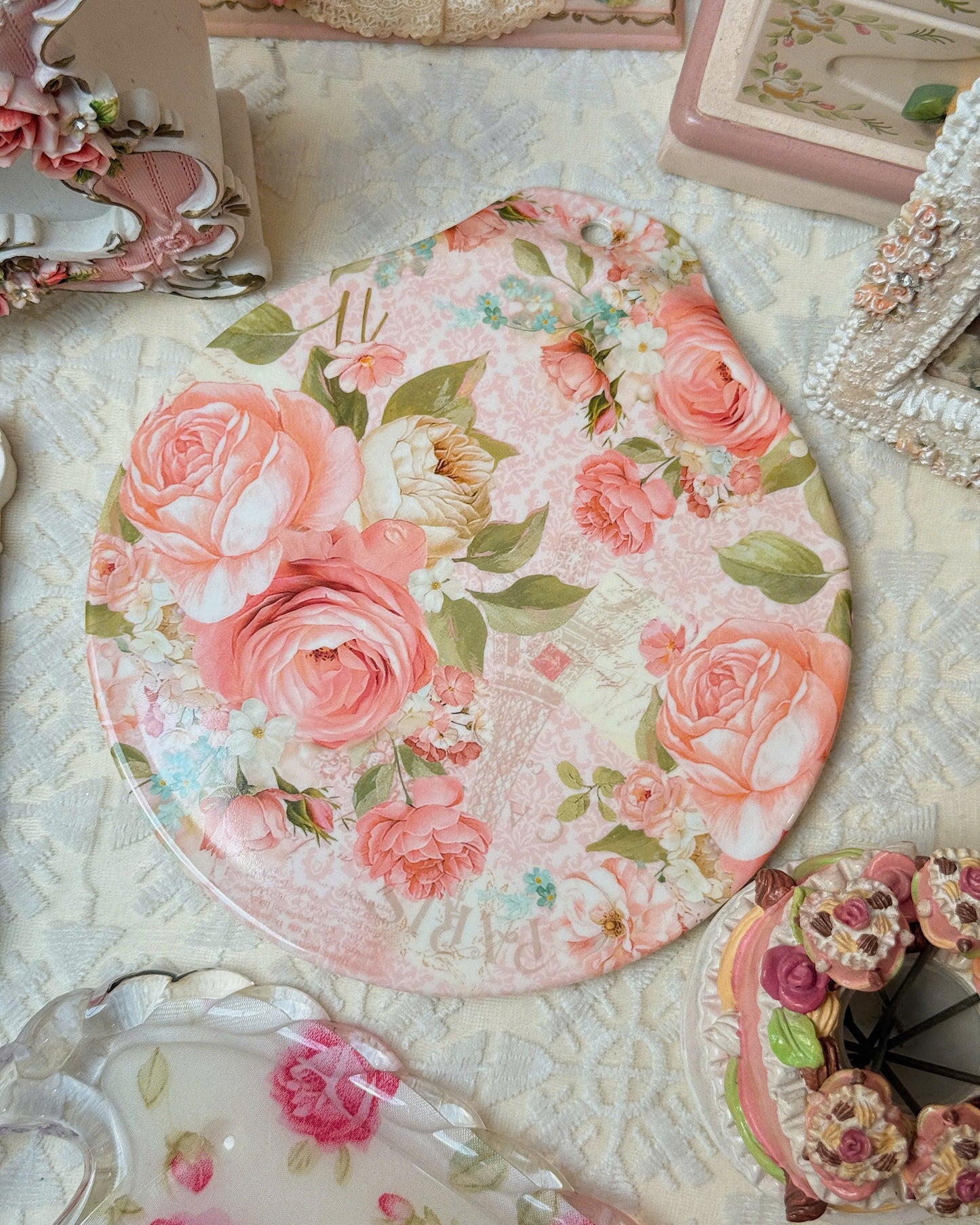 Vintage Rose Pattern Round Tray