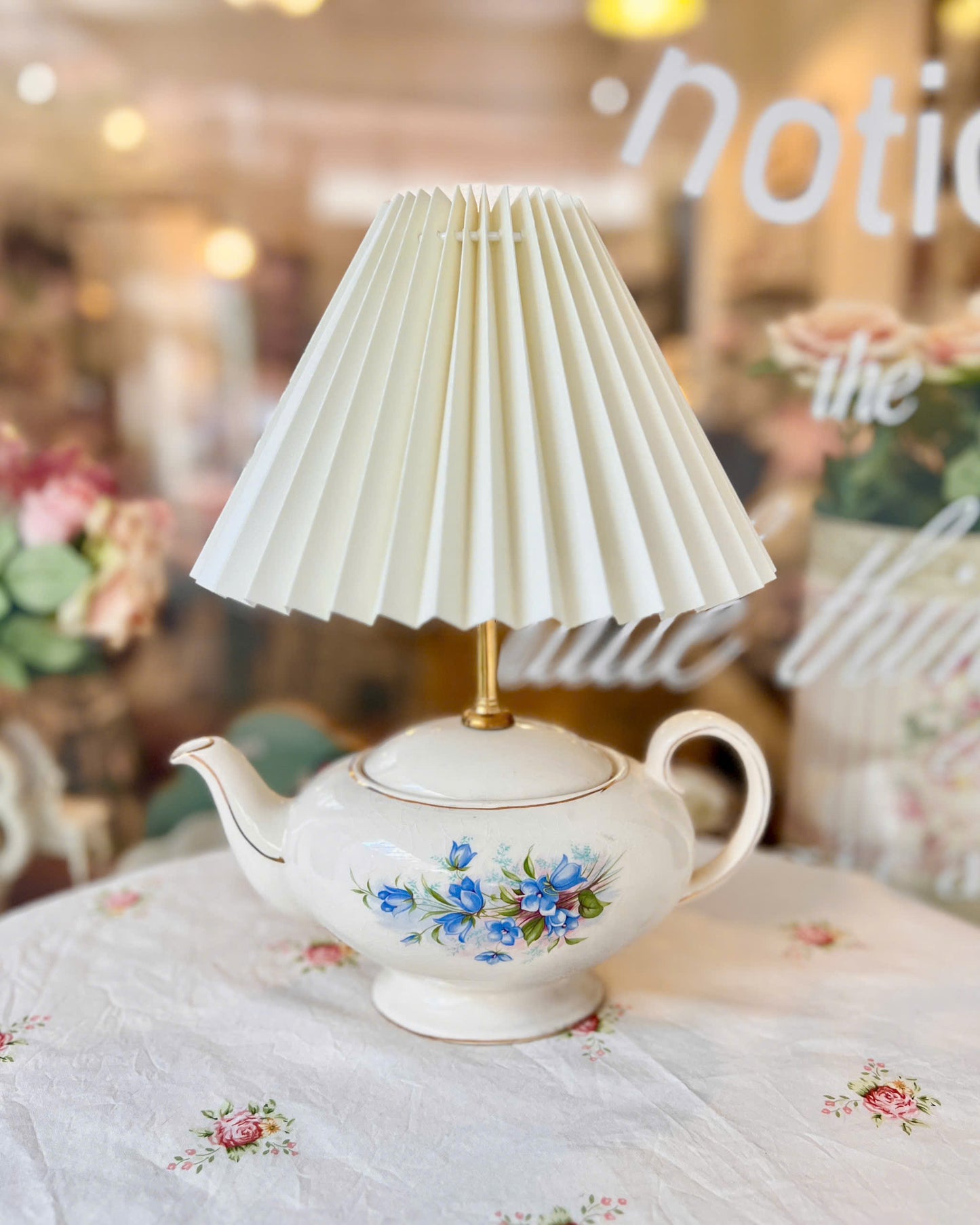 Sadler Teapot Lamp