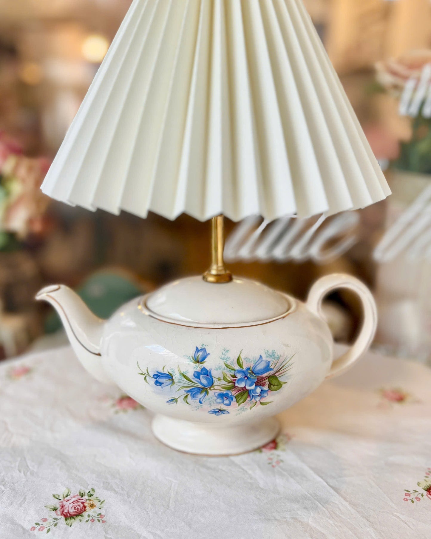 Sadler Teapot Lamp