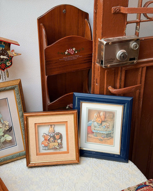 Vintage Foxwood Tales Paper Tole Wooden Frame