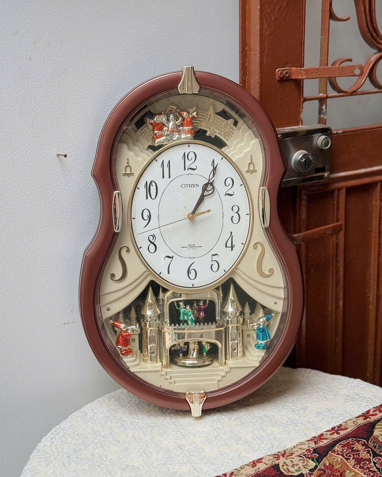 Vintage Citizen Radio Wave Control Wall Clock